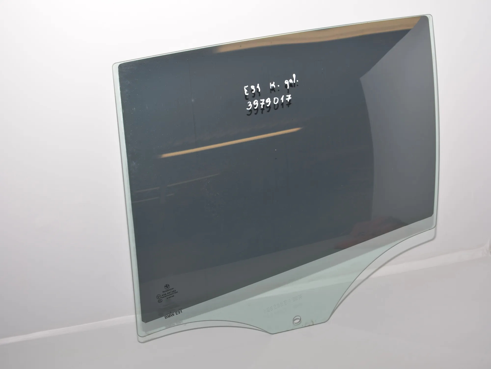 Rear Left Door Window · BMW 3 Touring (E91) 318 d 2010