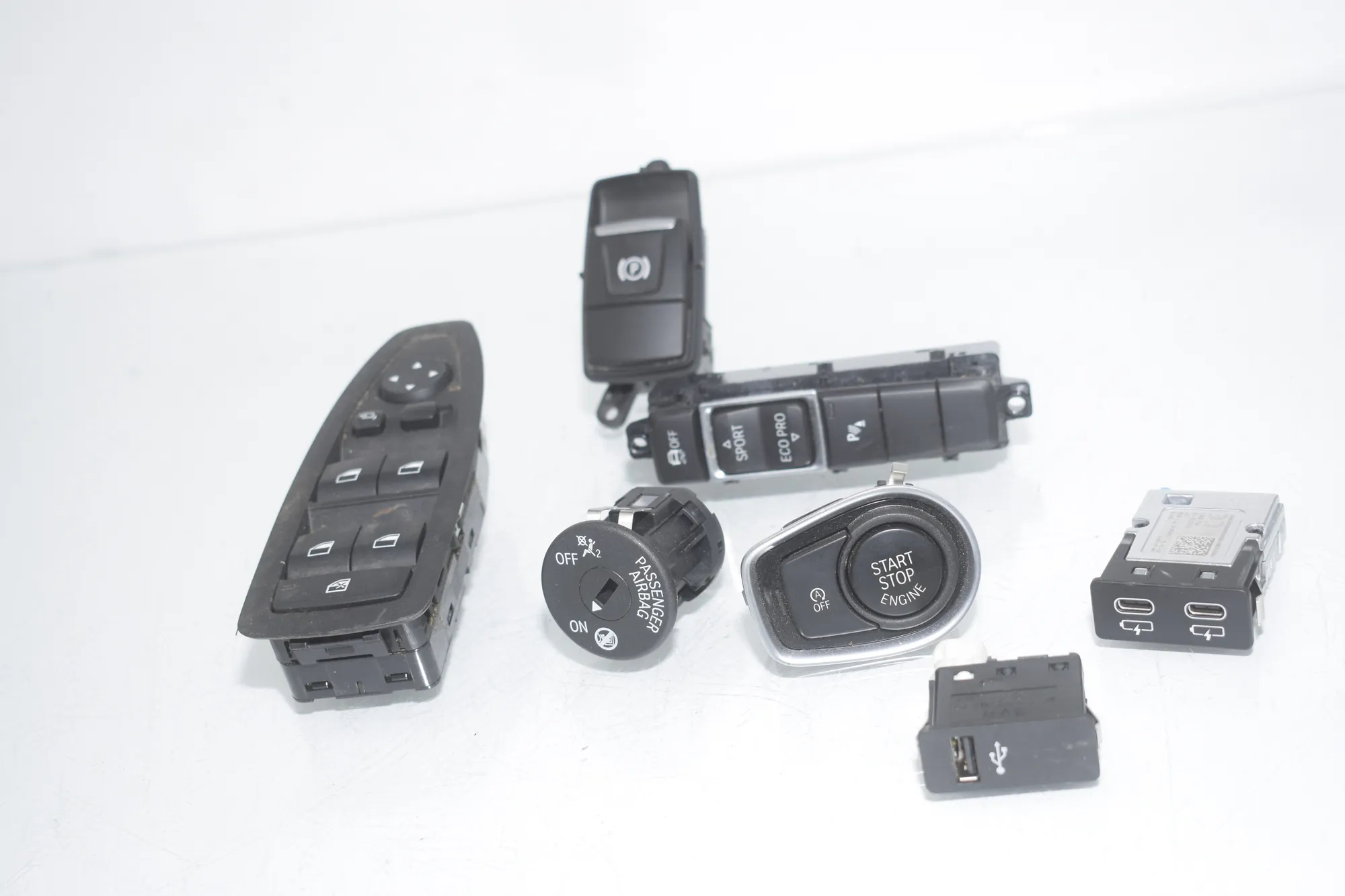 Switches – OEM 9362116 · BMW X1 (F48) sDrive 18 d 2019 – 3