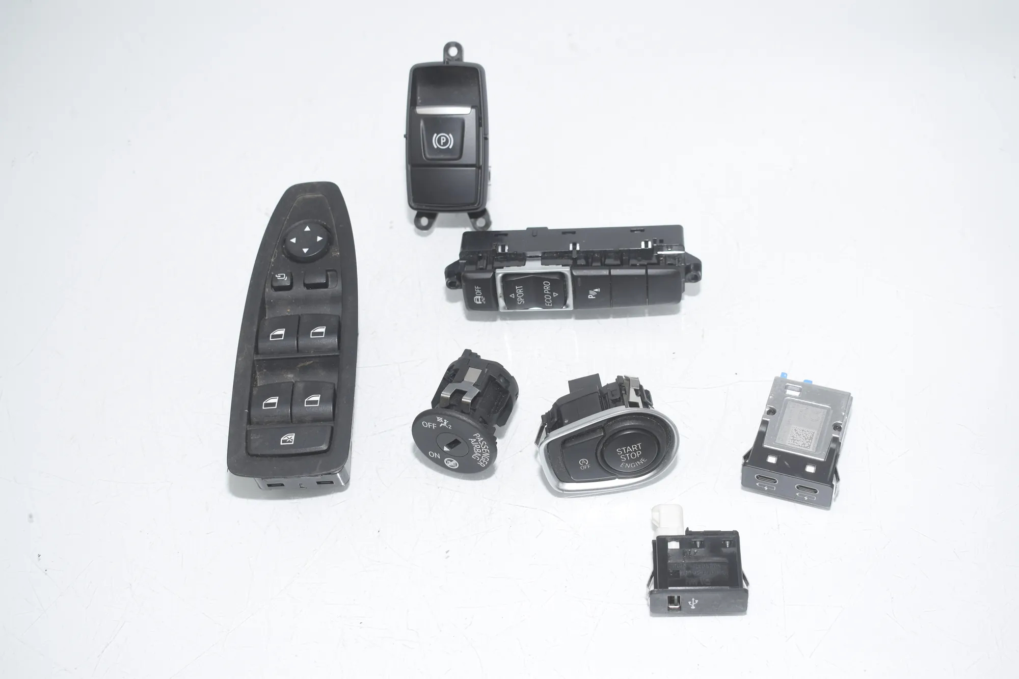 Switches – OEM 9362116 · BMW X1 (F48) sDrive 18 d 2019 – 2