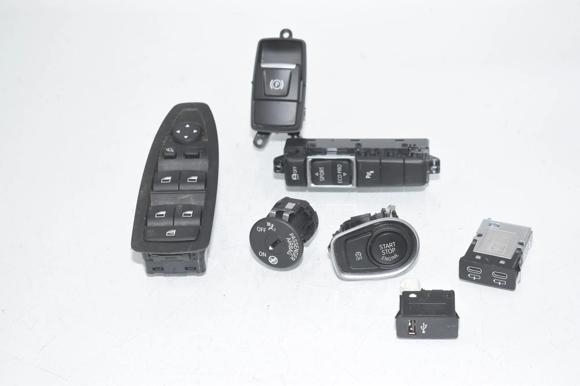 Switches – OEM 9362116 · BMW X1 (F48) sDrive 18 d 2019