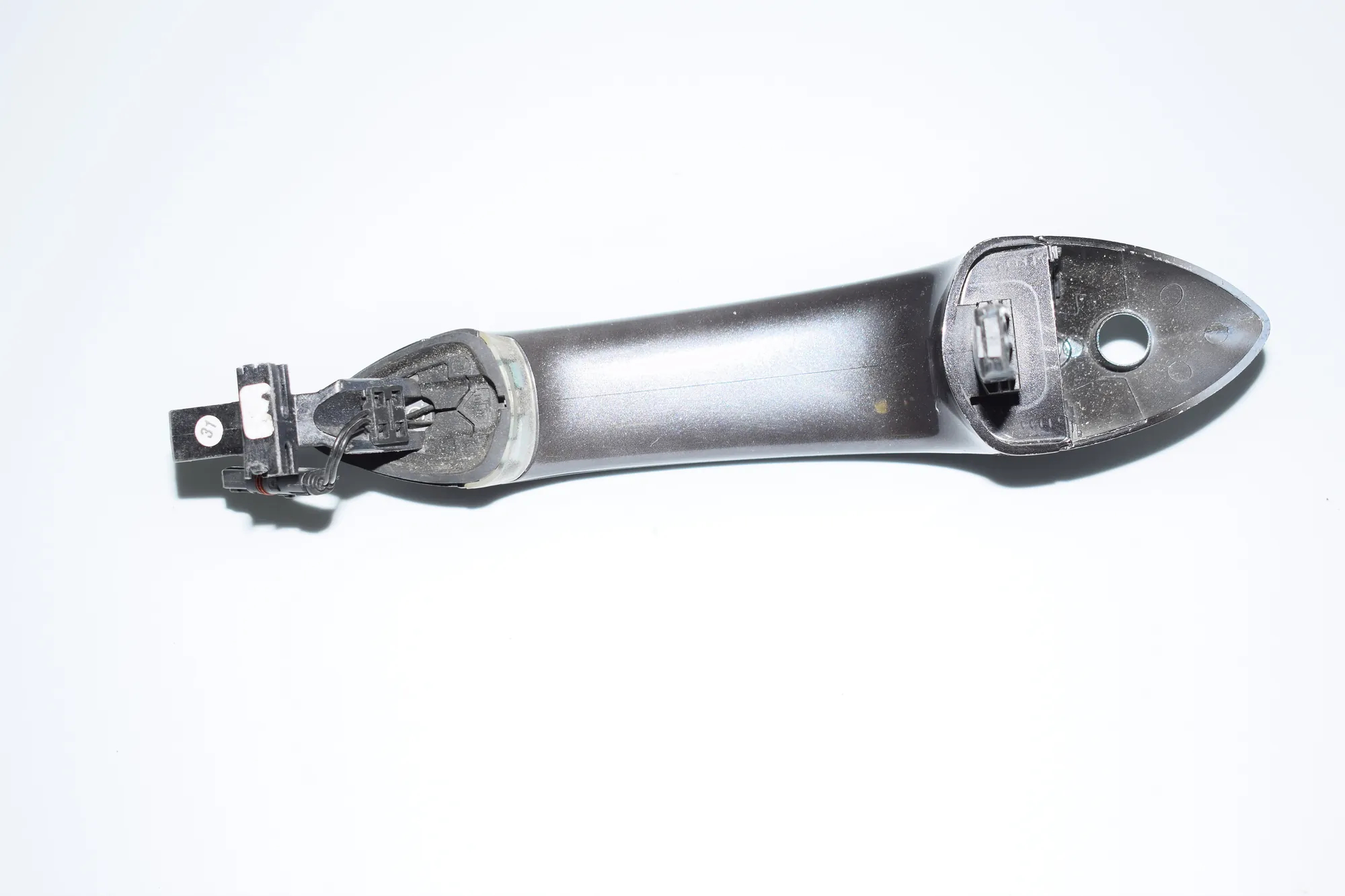 Front Right Door Exterior Handle · BMW 7 (F01, F02) BMW 7 (F01, F02) 2012 – 3