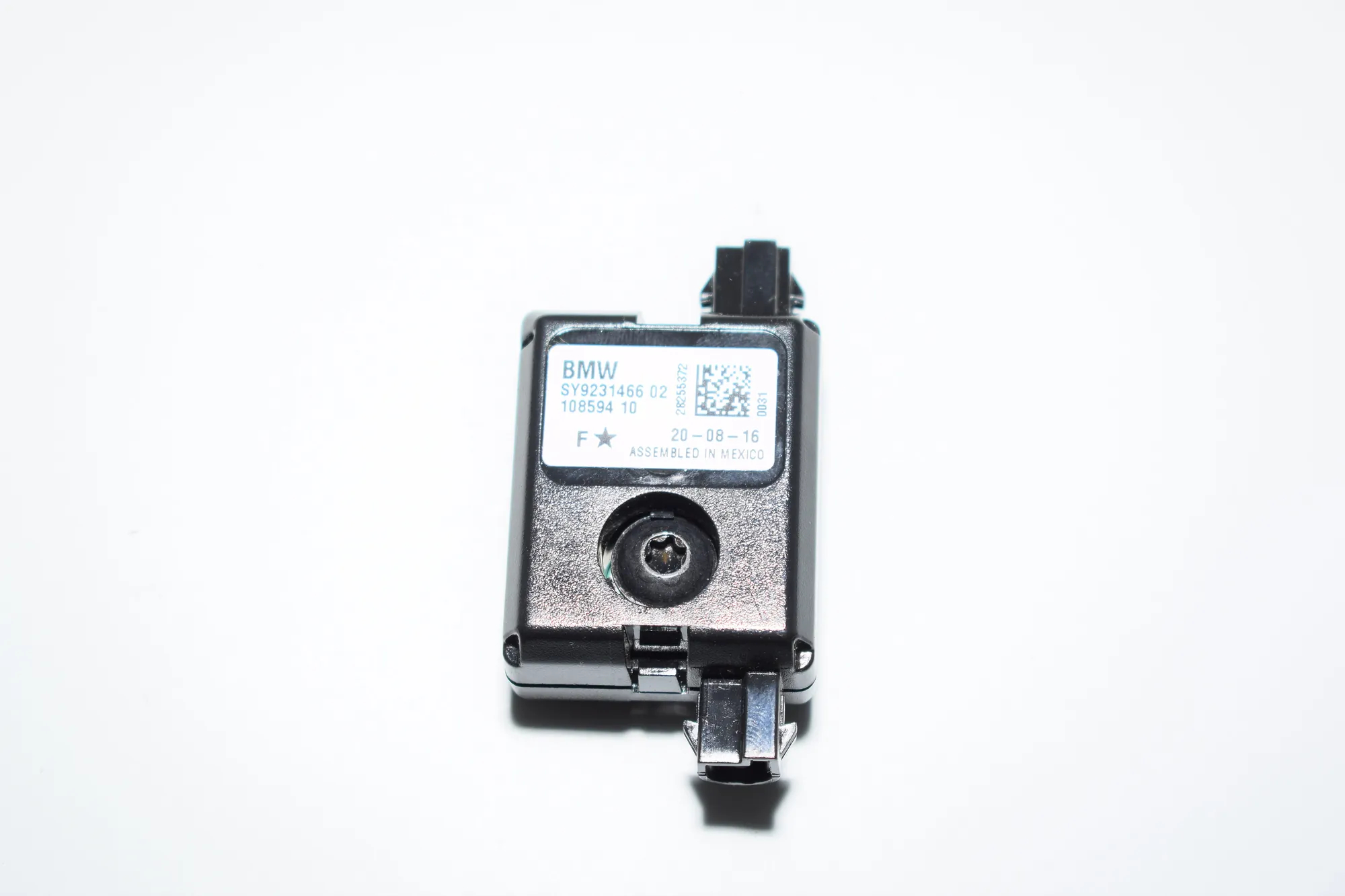 Antenna Amplifier – OEM 9231466 · BMW i3 (I01) Electric 2016 – 4