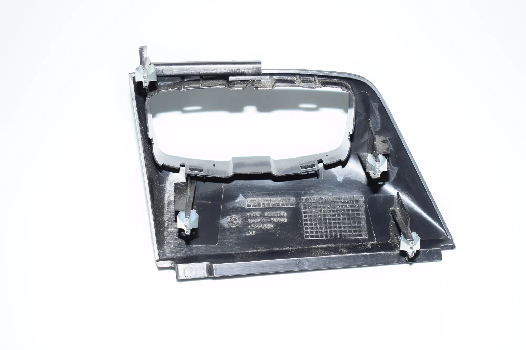Other Interior Parts – OEM 9282943 · BMW i3 (I01) Electric 2016 – 2