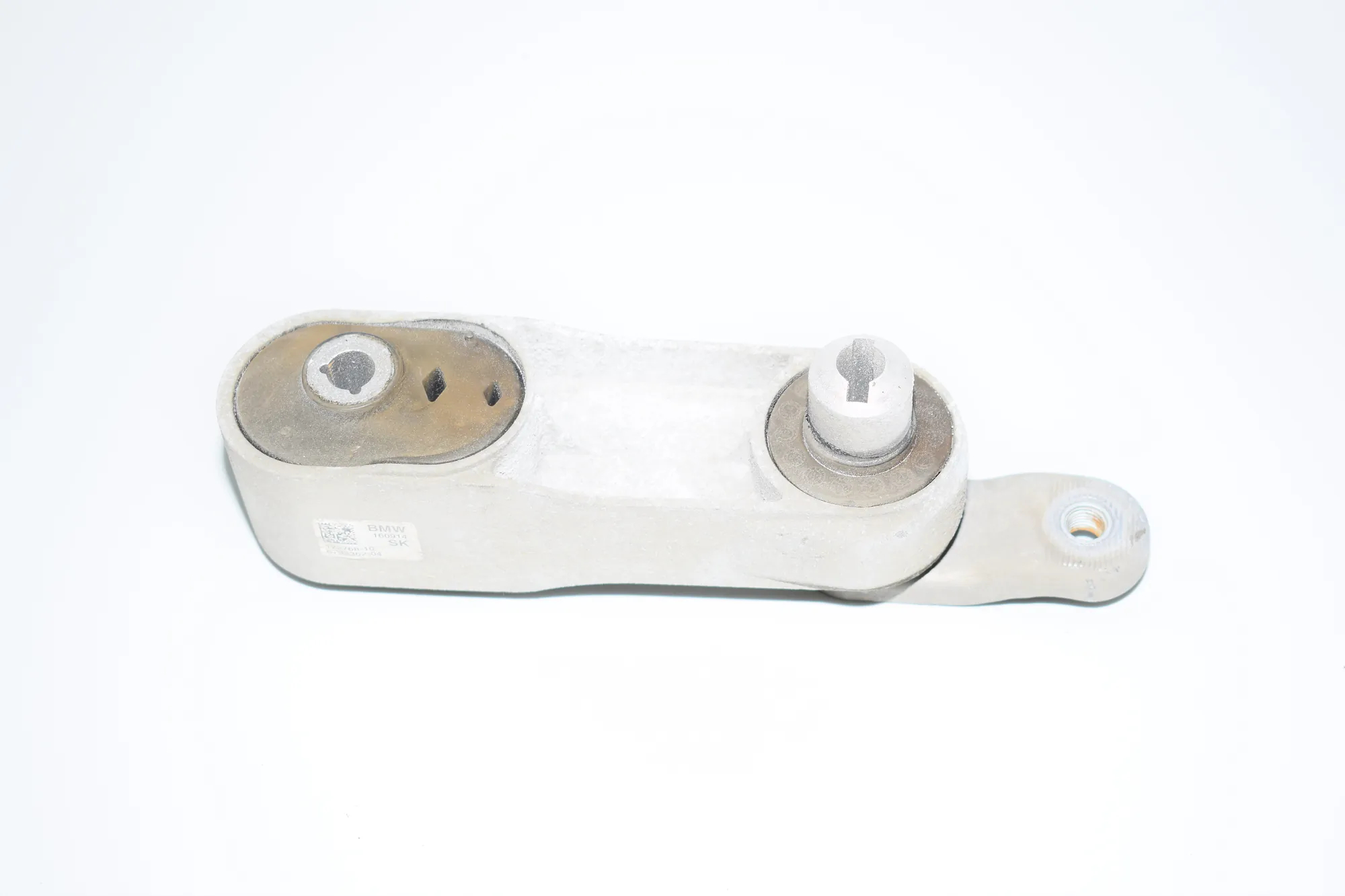 Gearbox Mount – OEM 6793362 · BMW i3 (I01) BMW i3 (I01) Electric 2014
