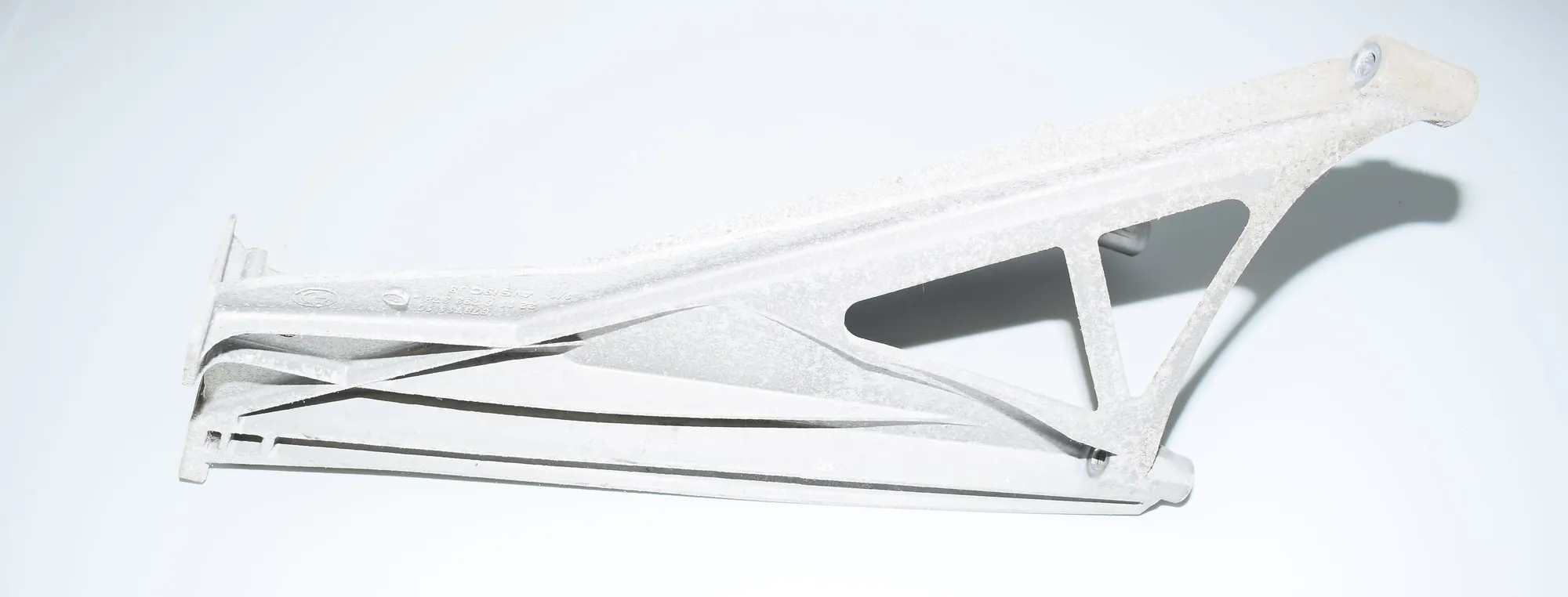 Right Side Engine Bracket – OEM 6793376 · BMW i3 (I01) BMW i3 (I01) Electric 2014 – 2