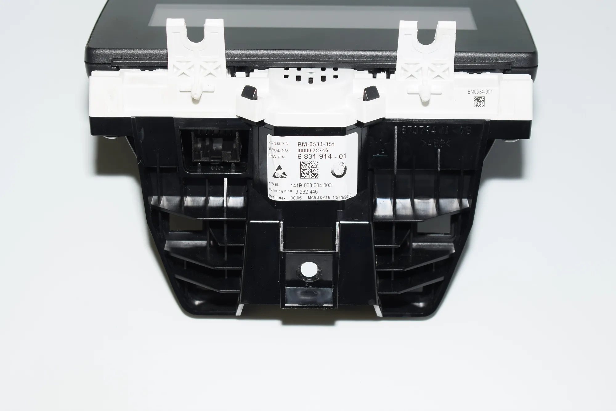 Instrument Cluster Speedometer – OEM 6831914 · BMW i3 (I01) Electric 2016 – 5