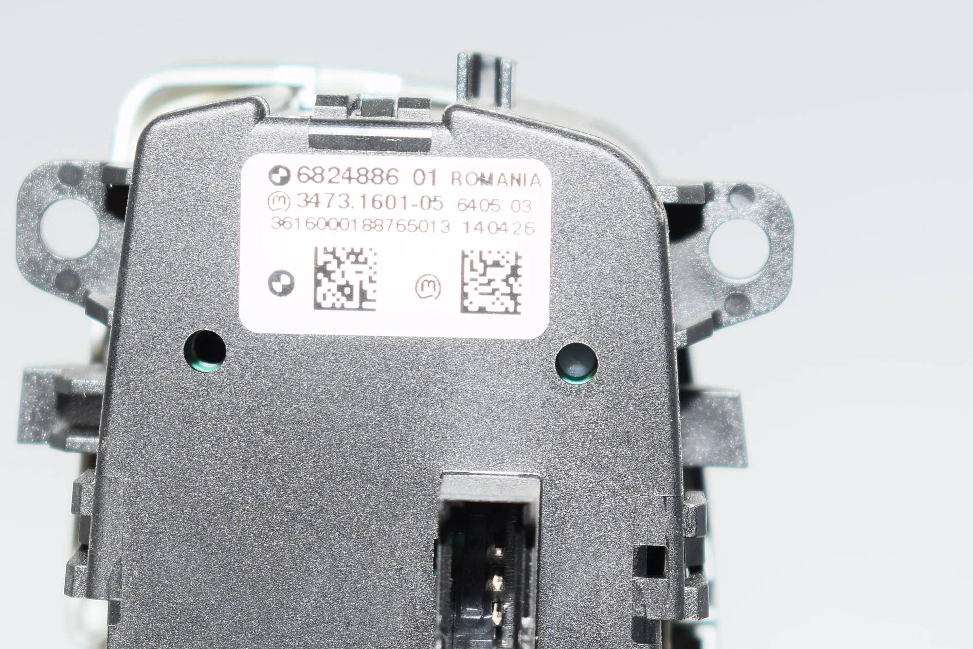 Headlight Switch Control Unit – OEM 6824886 · BMW i3 (I01) Electric 2016 – 4