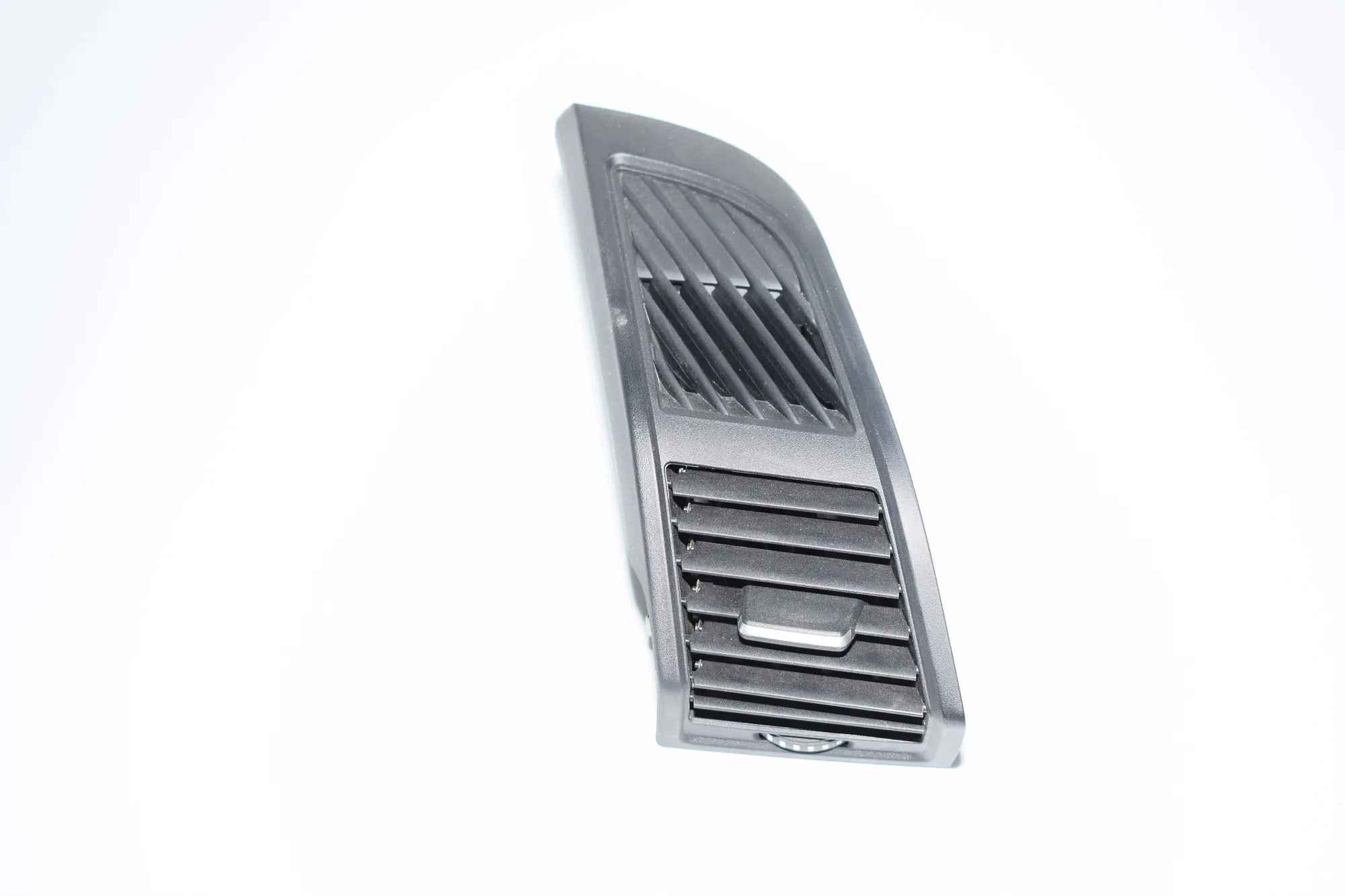 Dashboard Air Vents – OEM 9283002 · BMW i3 (I01) Electric 2016