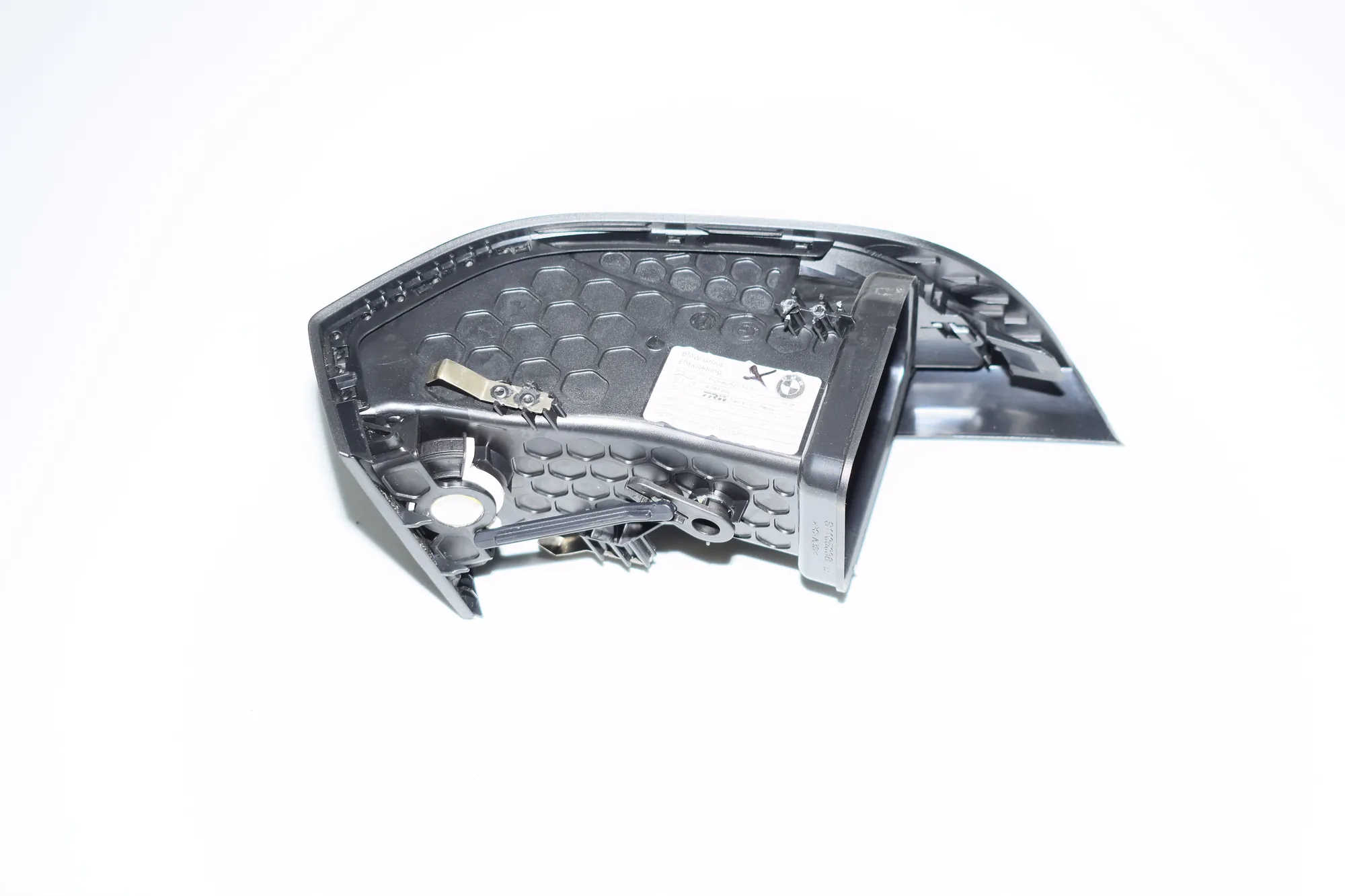 Dashboard Air Vents – OEM 9283002 · BMW i3 (I01) Electric 2016 – 2