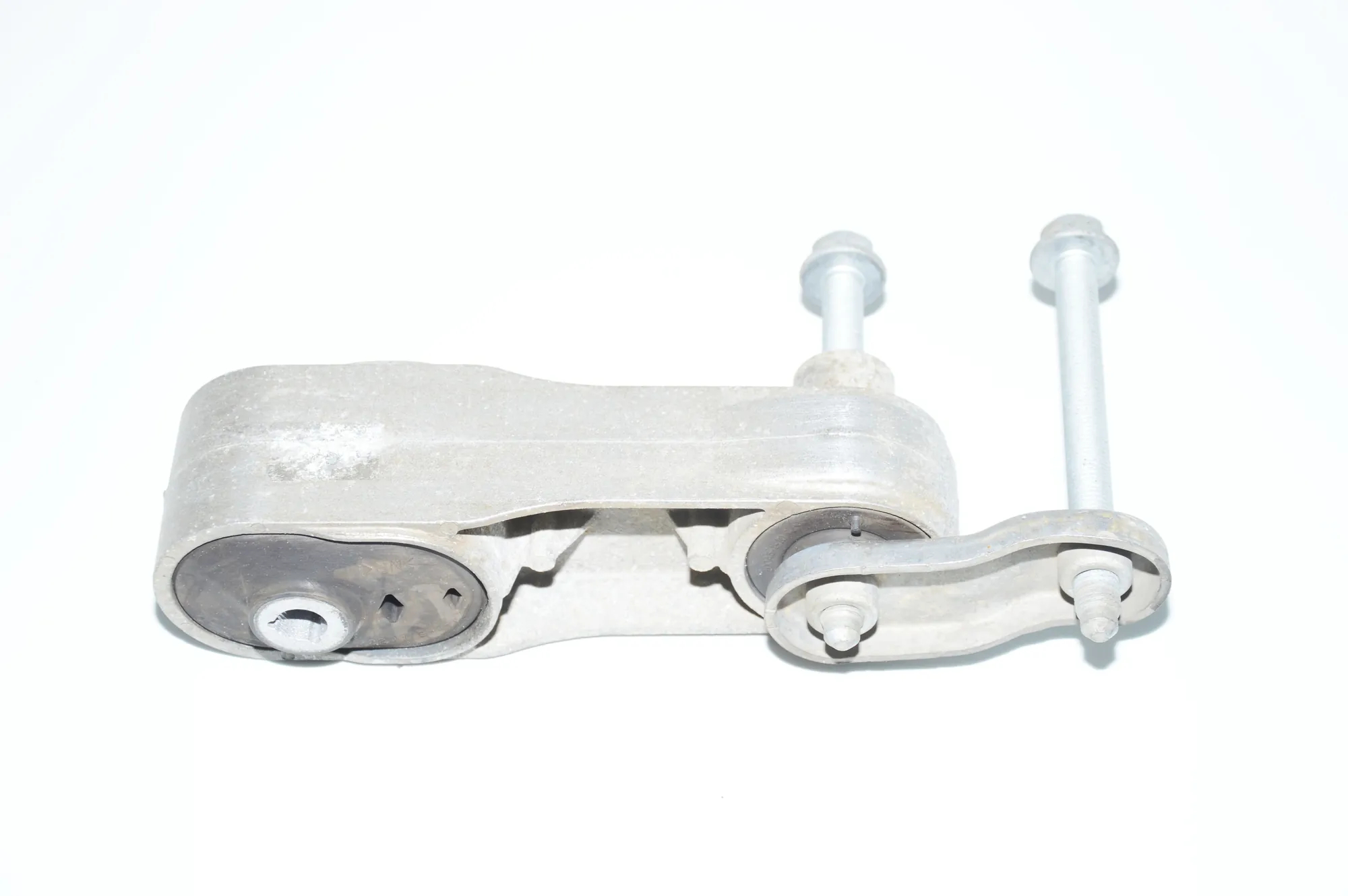 Gearbox Mount – OEM 6793362 · BMW i3 (I01) Electric 2016 – 2