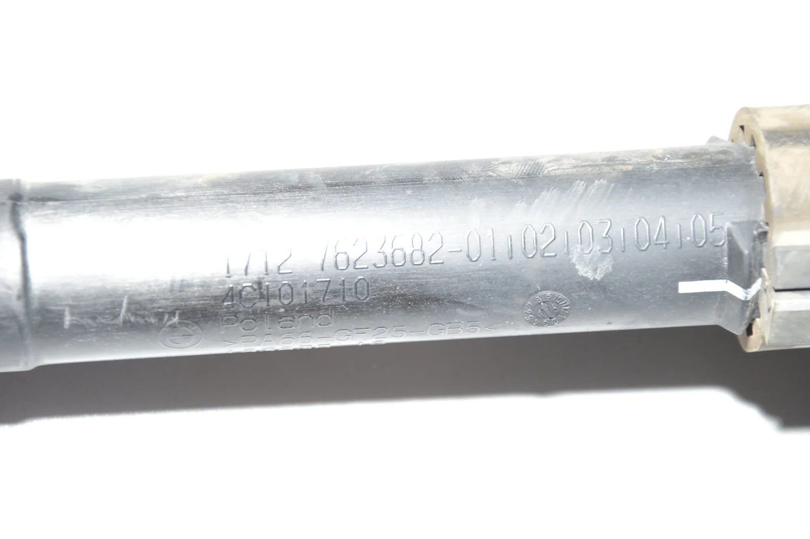 Pipe Hose – OEM 7623682 · BMW i3 (I01) Electric 2016 – 5