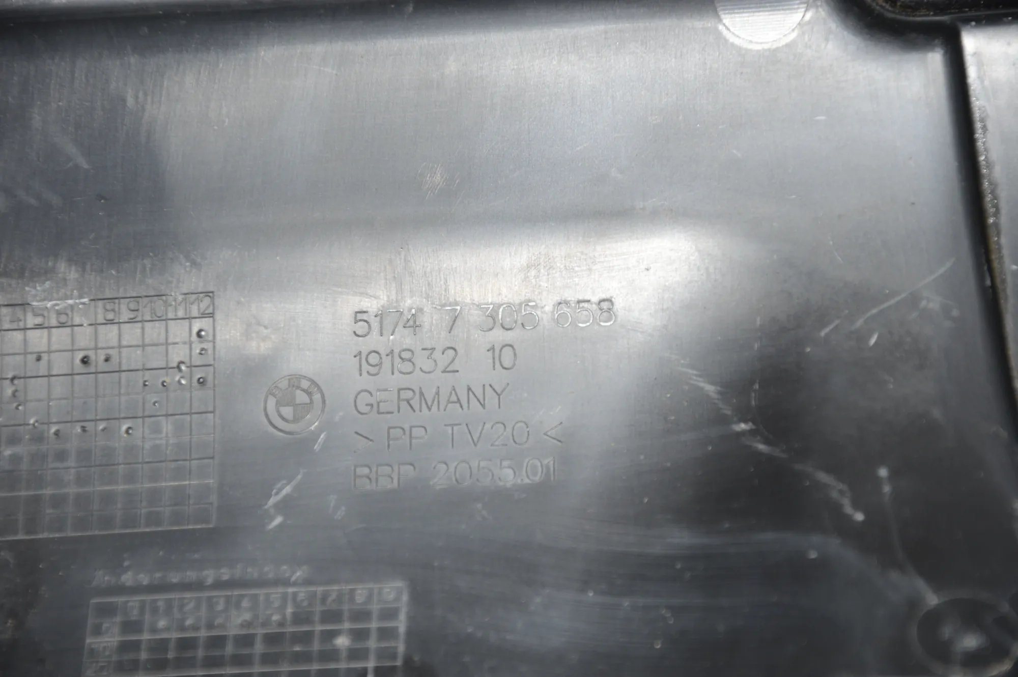 Other Interior Parts – OEM 7305658 · BMW i3 (I01) Electric 2016 – 3