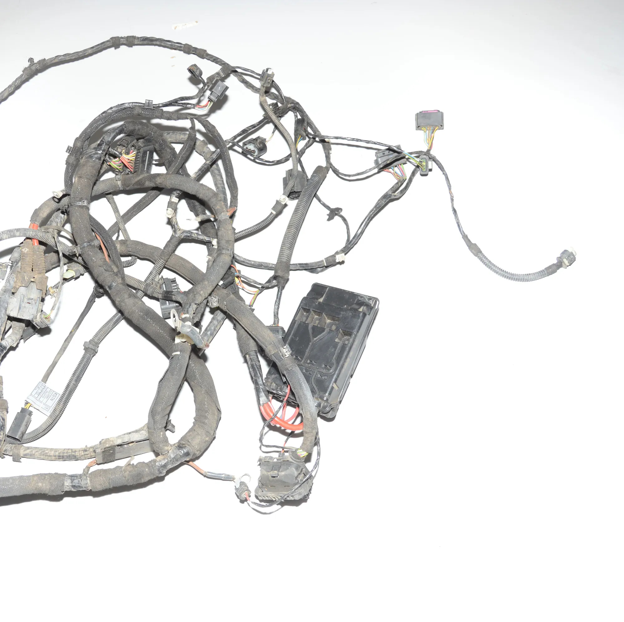 Engine Cable Harness – OEM 6825043 · BMW i3 (I01) Electric 2016 – 3