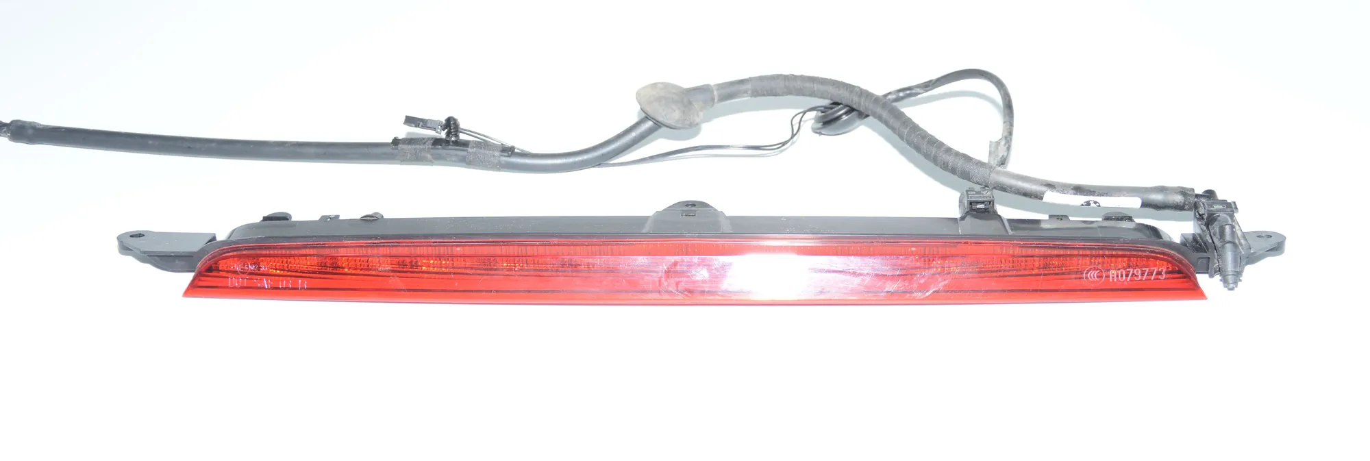 Rear Third Brake Stop Light – OEM 7304040 · BMW i3 (I01) Electric 2016