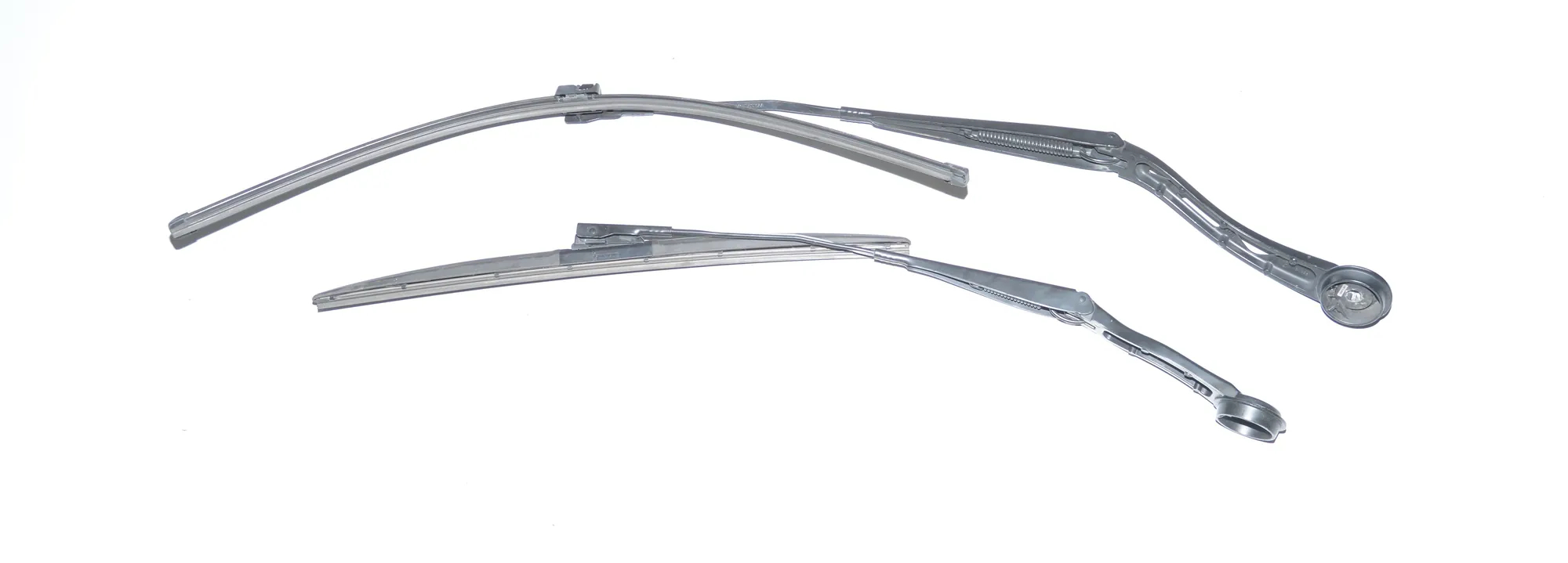 Front Wiper Arms – OEM 7322167 · BMW i3 (I01) Electric 2016 – 2