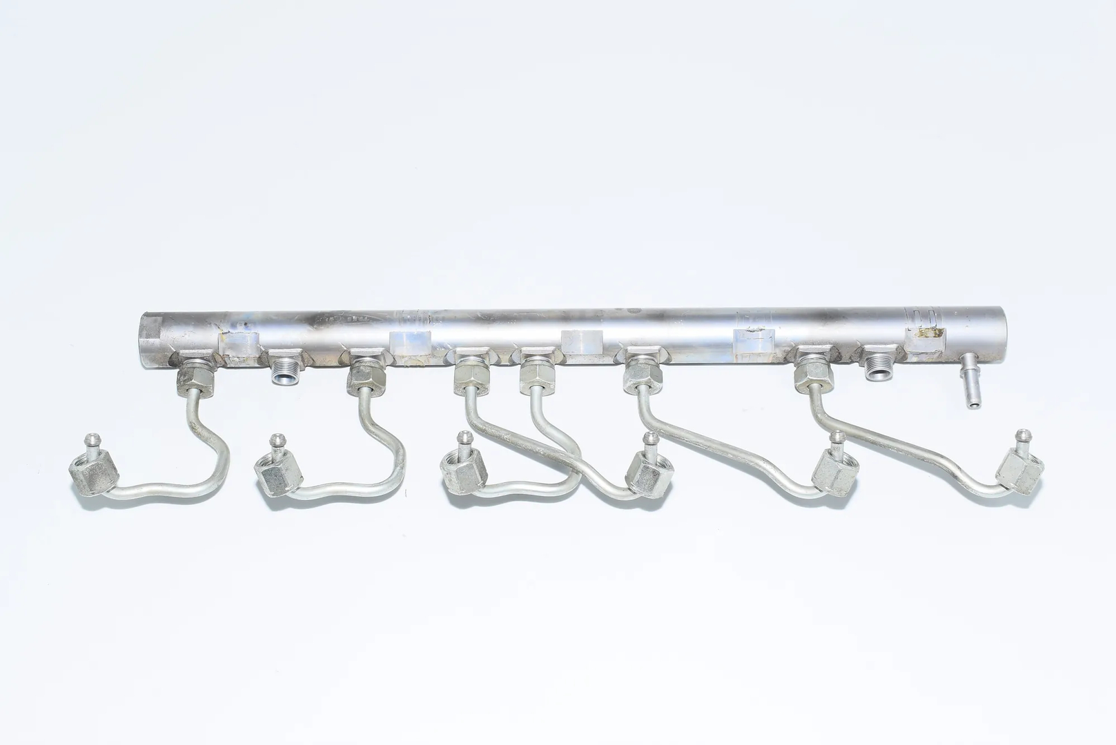 Fuel Rail – OEM 7800124 · BMW 5 5 (F10) (2009 - 2016) 530 d (2010 - 2011, 3.0 L, 180 kW) 2009 – 3