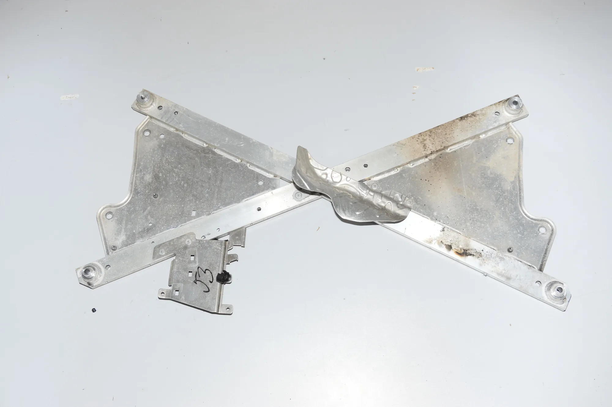 Other Underbody Cover – OEM 6818825 · BMW i3 (I01) Electric 2016