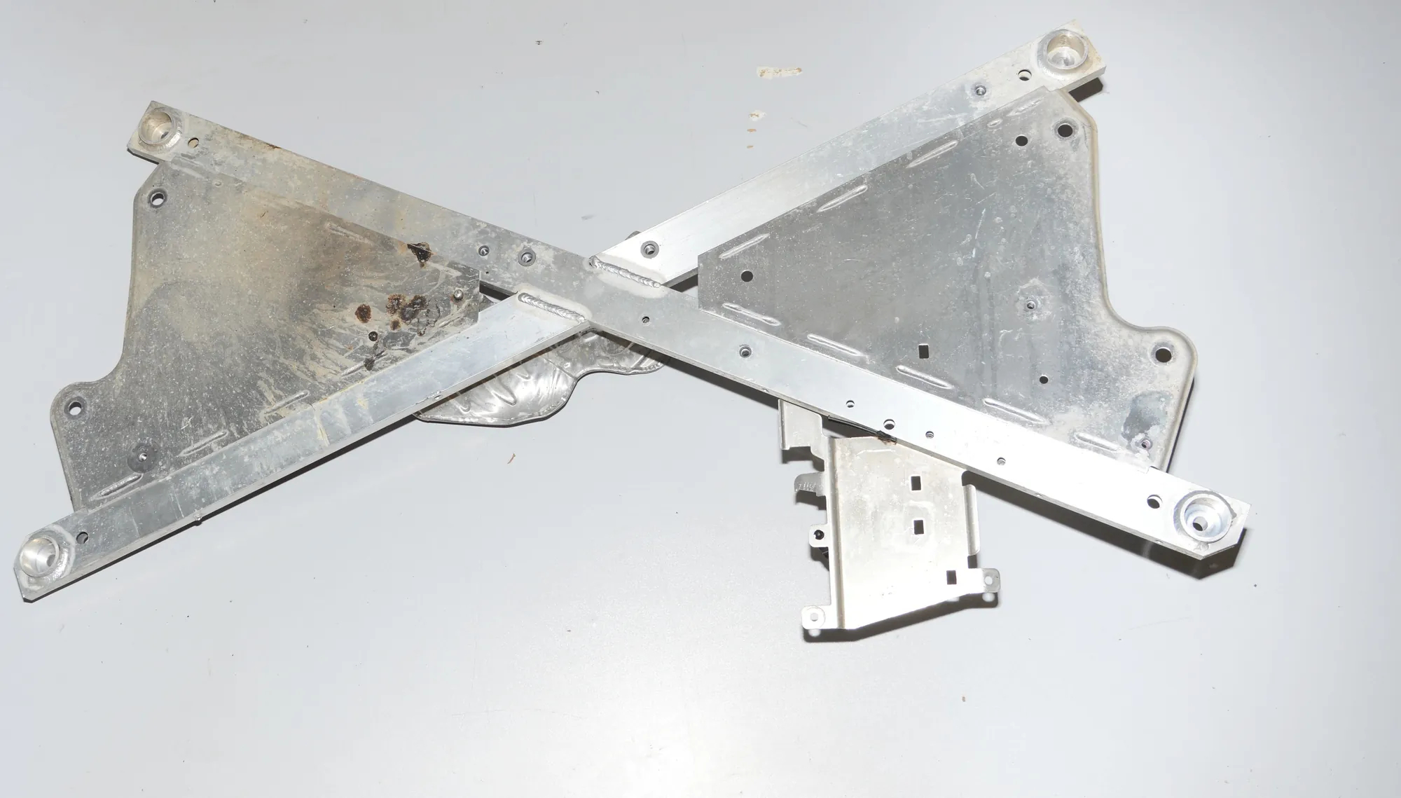 Other Underbody Cover – OEM 6818825 · BMW i3 (I01) Electric 2016 – 2