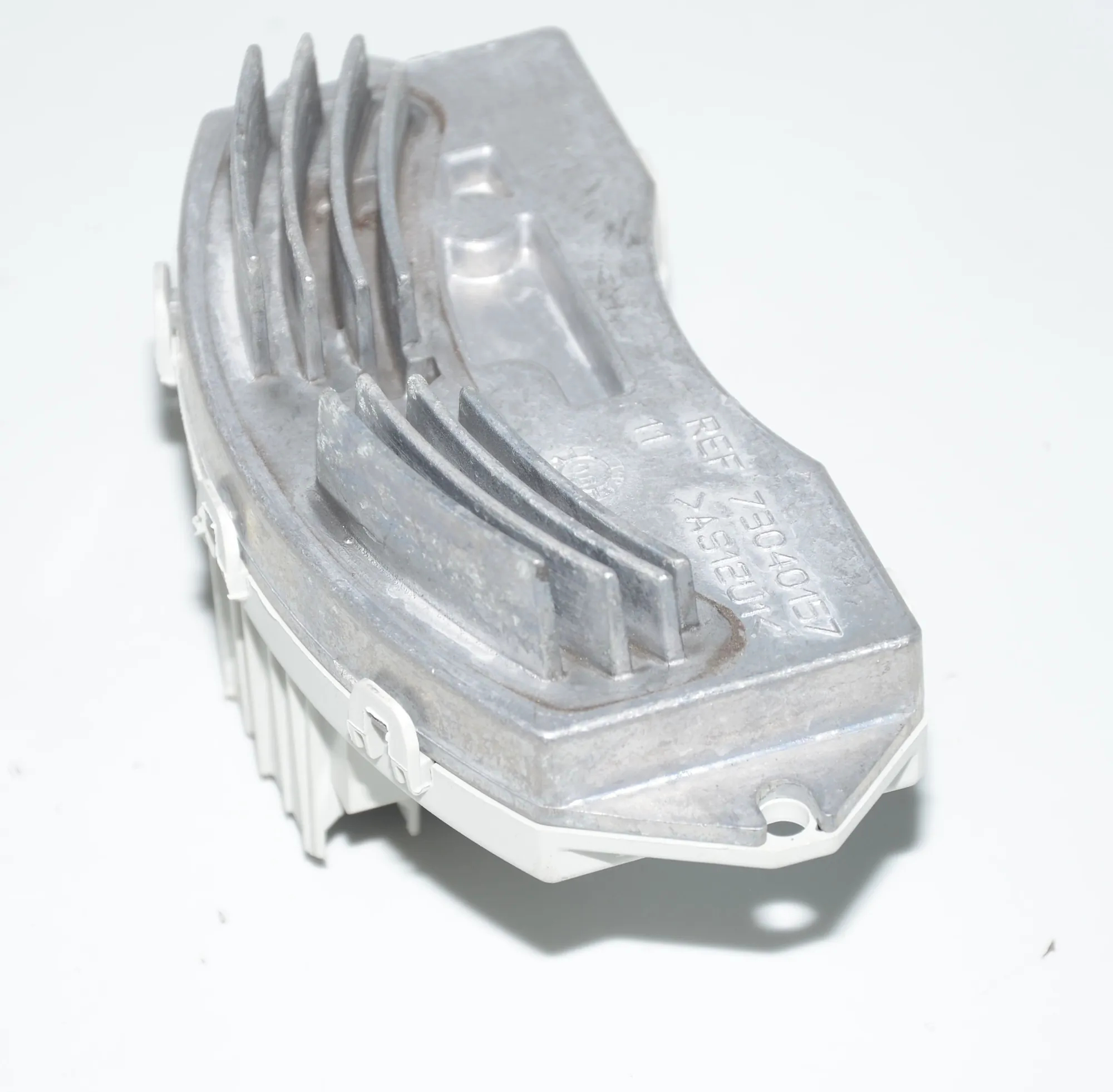 Interior Heater Resistor – OEM 7304015 · BMW 3 (E90) 325 xi 2007 – 2