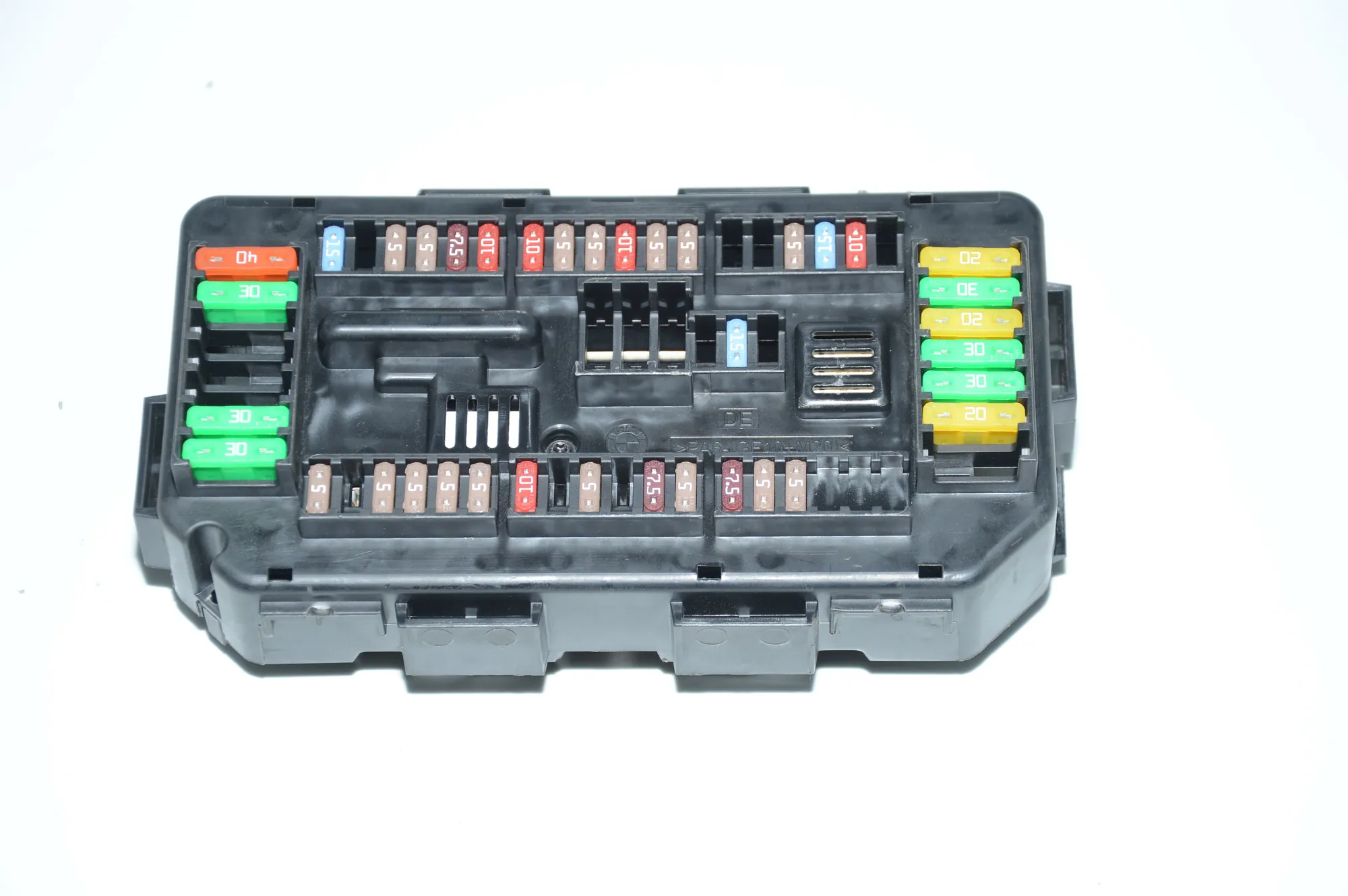 Fuse Box – OEM 9389068 · BMW 3 (F30, F80) BMW 3 (F30, F80) 320 d 2012