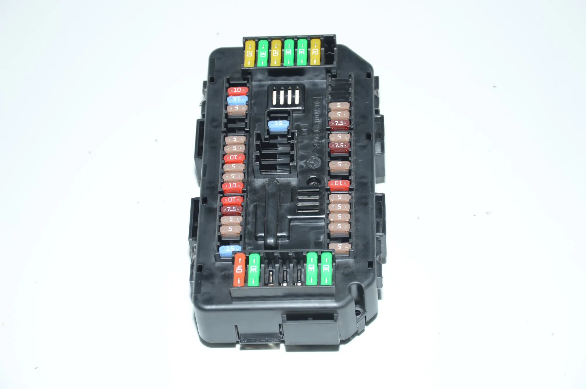 Fuse Box – OEM 9389068 · BMW 3 (F30, F80) BMW 3 (F30, F80) 320 d 2012 – 2