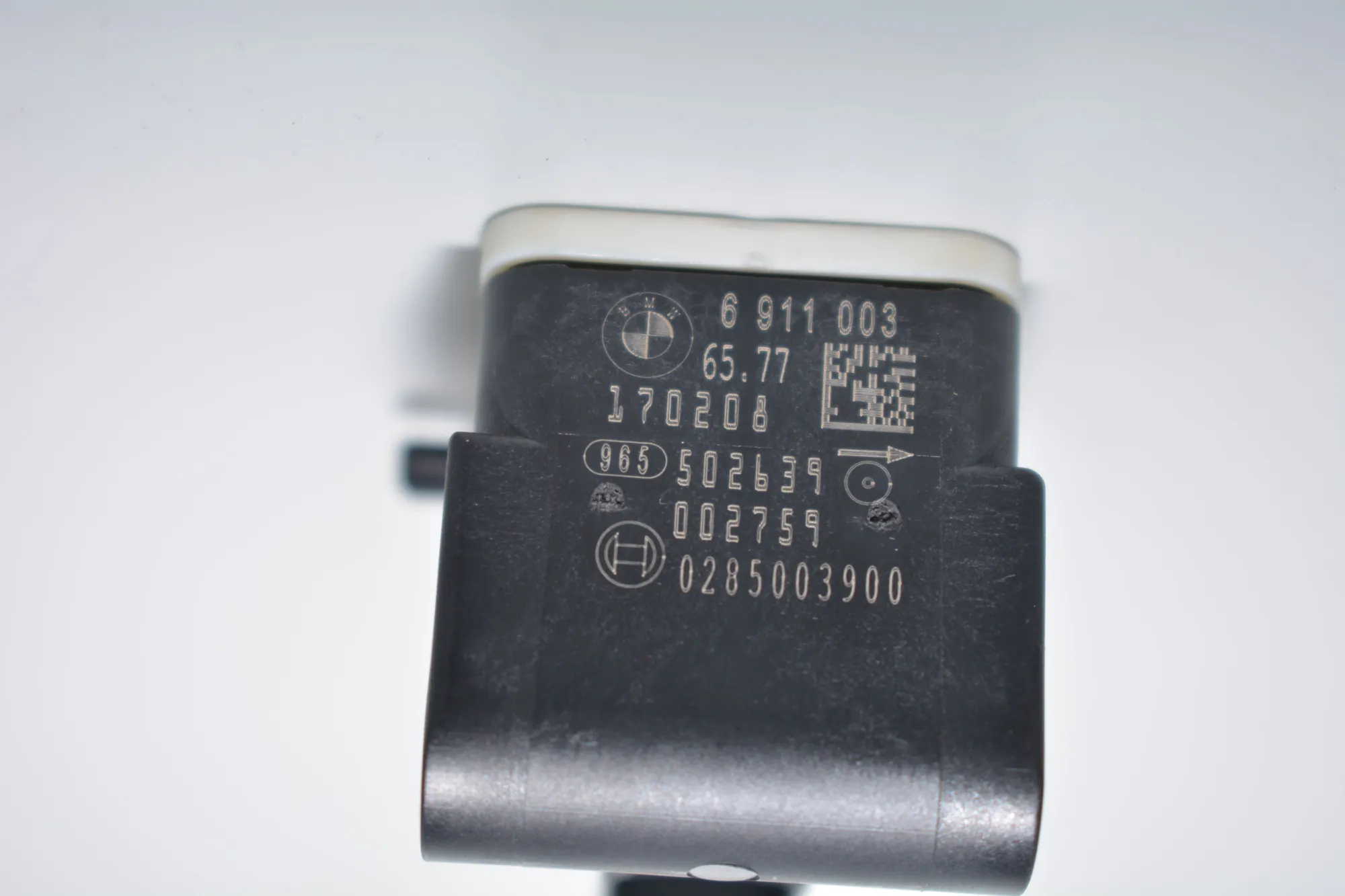 Front Right Impact Sensor – OEM 6911003 · BMW 1 (E81) 118 d 2008 – 6