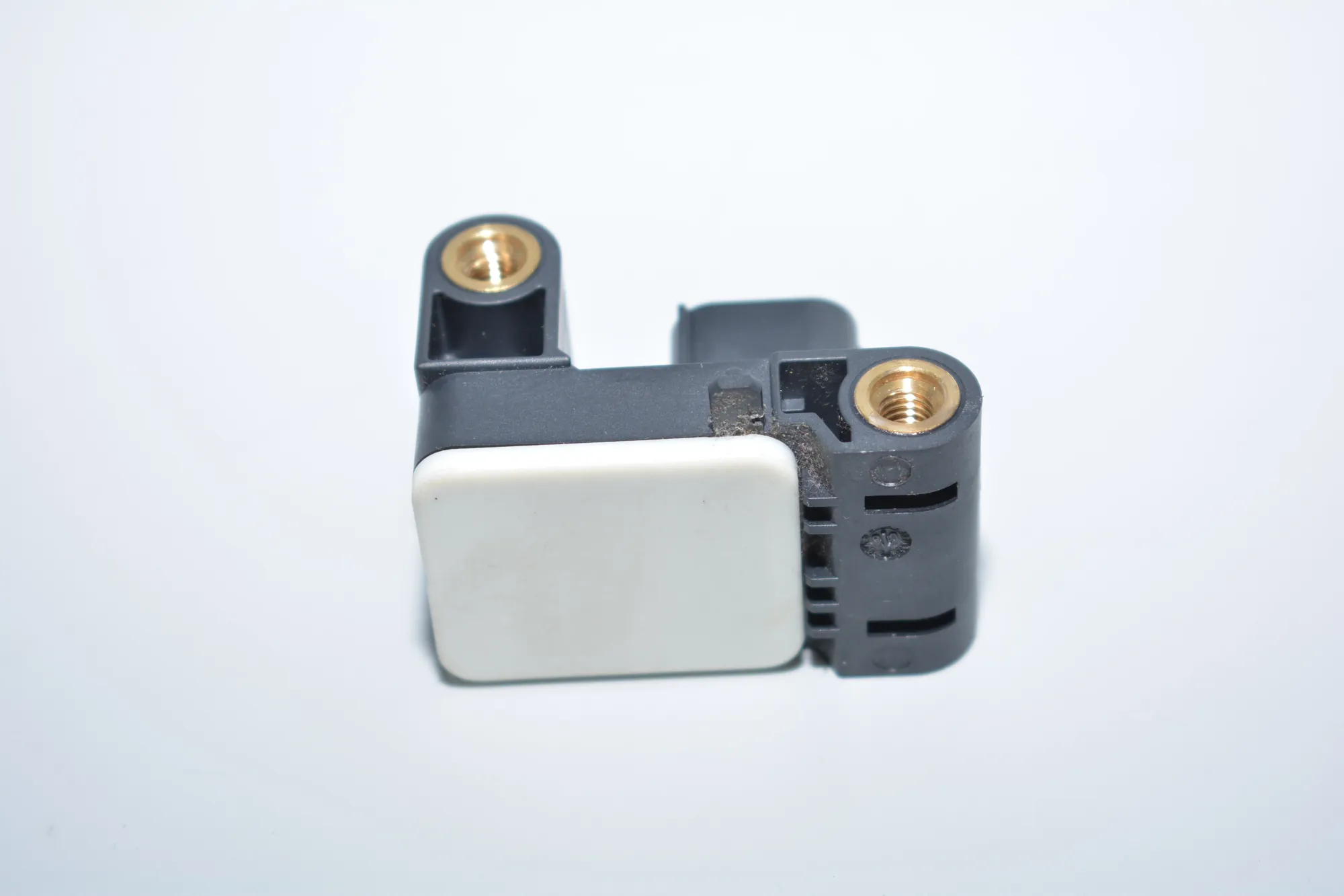 Front Right Impact Sensor – OEM 6911003 · BMW 1 (E81) 118 d 2008 – 3