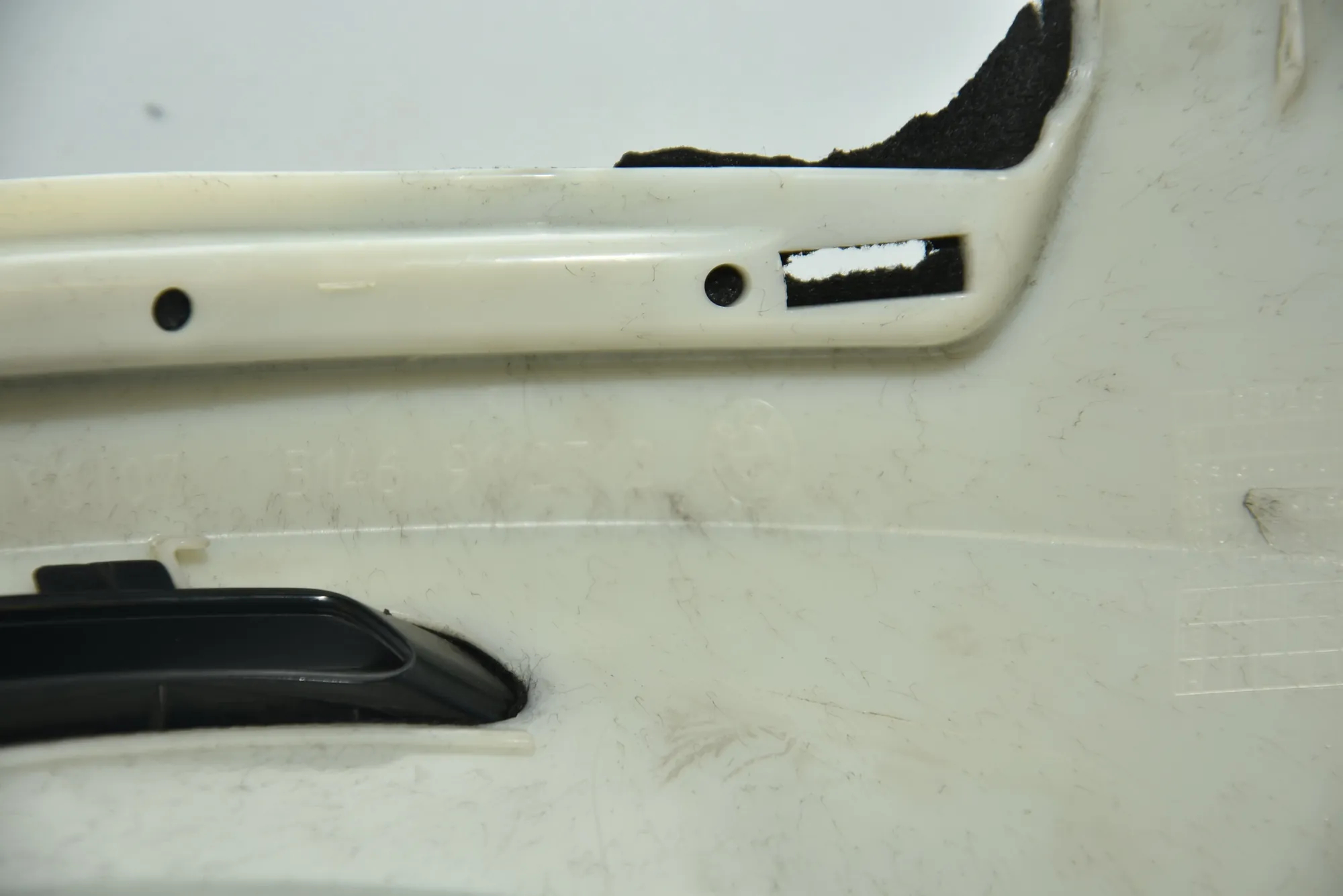 Right Side Pillar Trim – OEM 9112712 · BMW 7 (F01, F02) BMW 7 (F01, F02) 2011 – 3