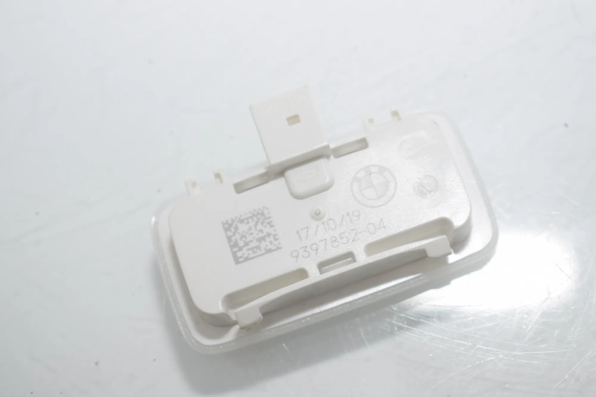 Interior Lighting – OEM 9348998 · BMW X1 (F48) sDrive 18 d 2019 – 5