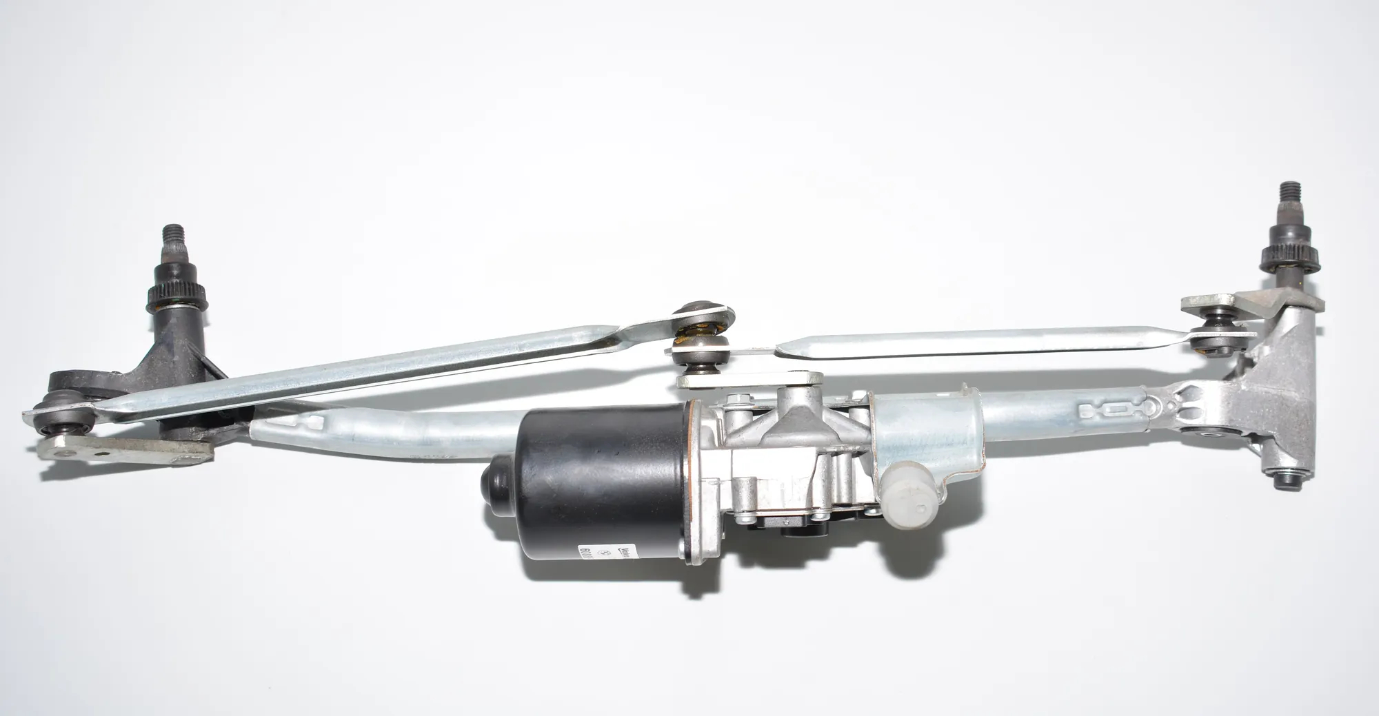 Front Windshield Wiper Mechanism – OEM 7193037 · BMW 1 (E81) 118 d 2008