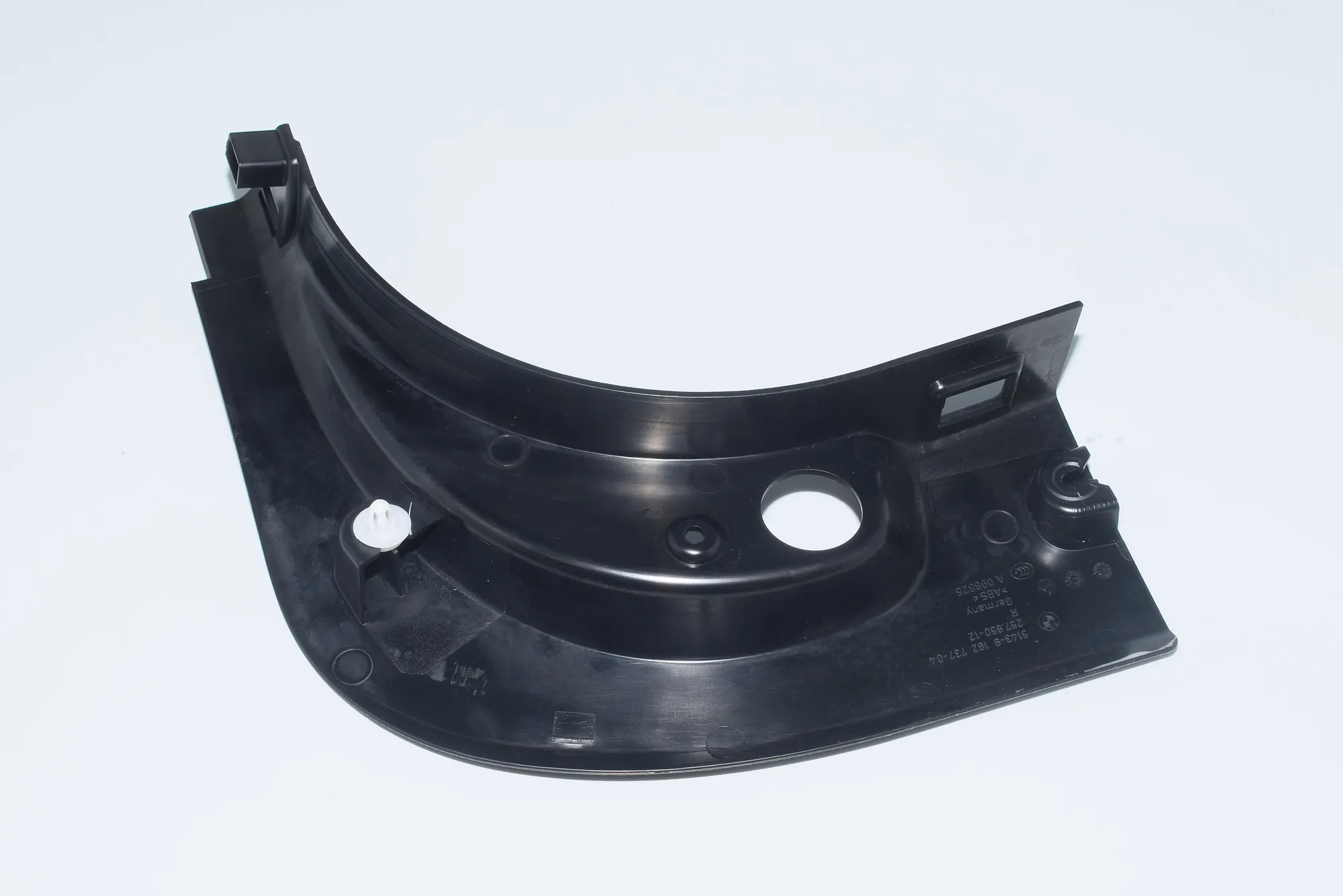 Other Interior Parts – OEM 9162737 · BMW 5 (F10) 520 d 2010 – 3