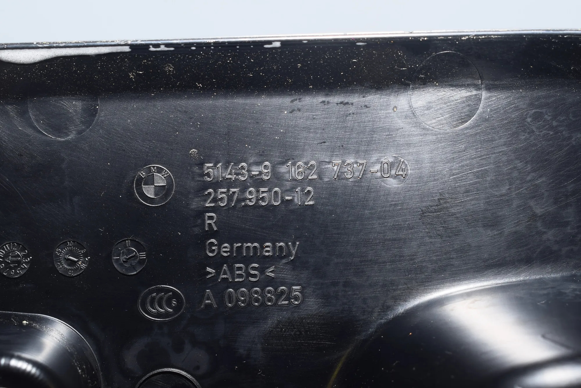 Other Interior Parts – OEM 9162737 · BMW 5 (F10) 520 d 2010 – 5