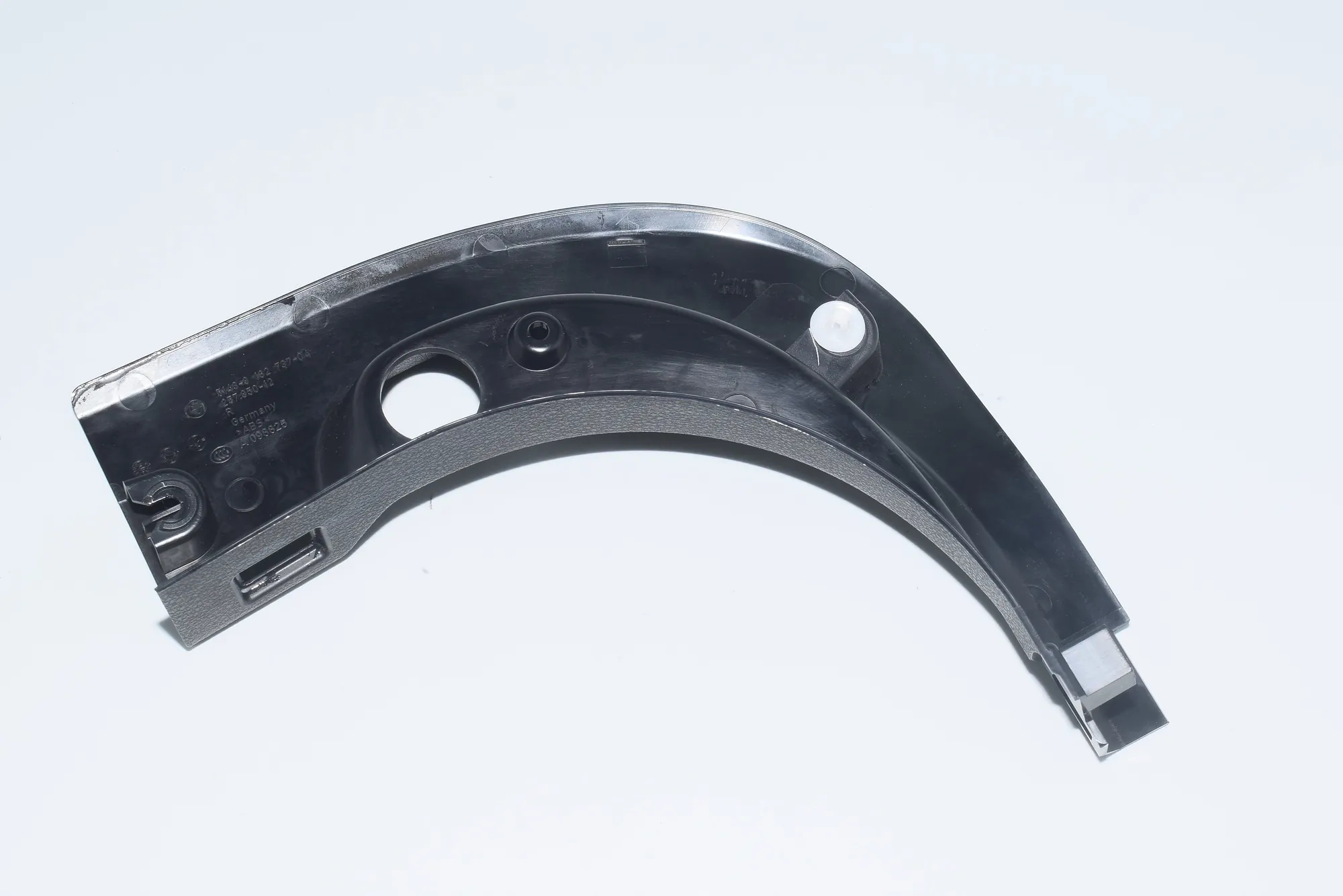 Other Interior Parts – OEM 9162737 · BMW 5 (F10) 520 d 2010 – 4