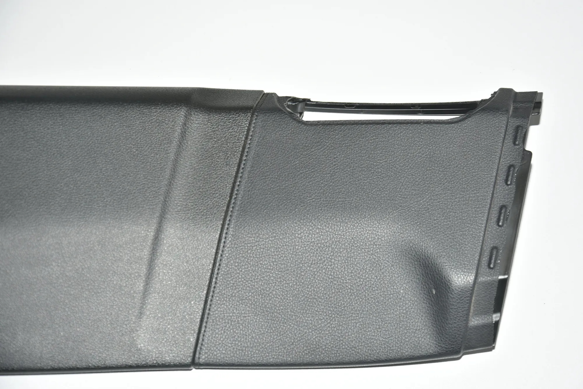 B Pillar Trim – OEM 9125955 · BMW 7 (F01, F02) 730 d 2011 – 3