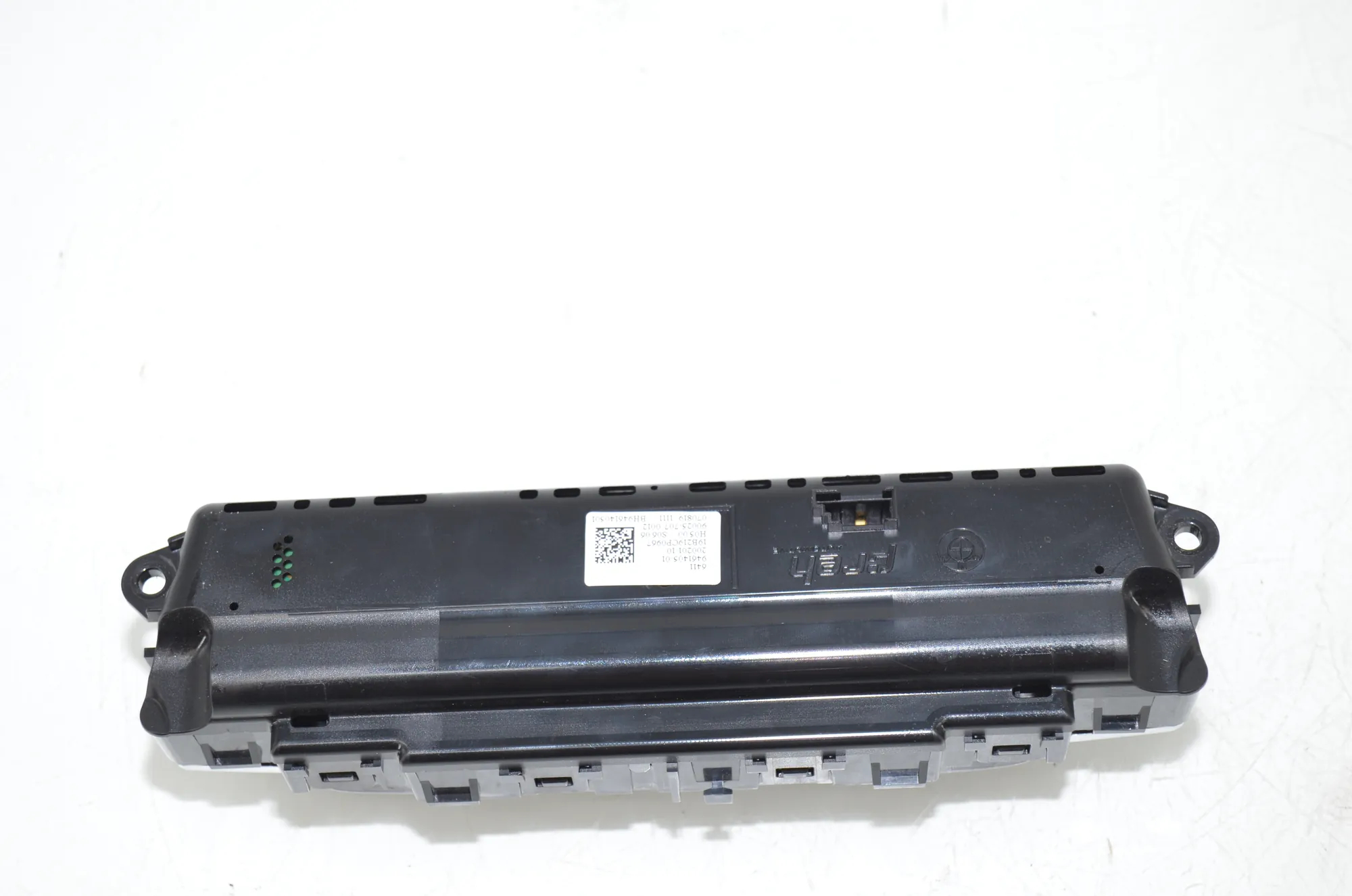 Climate Control Unit – OEM 9461405 · BMW X1 (F48) sDrive 18 d 2019 – 3
