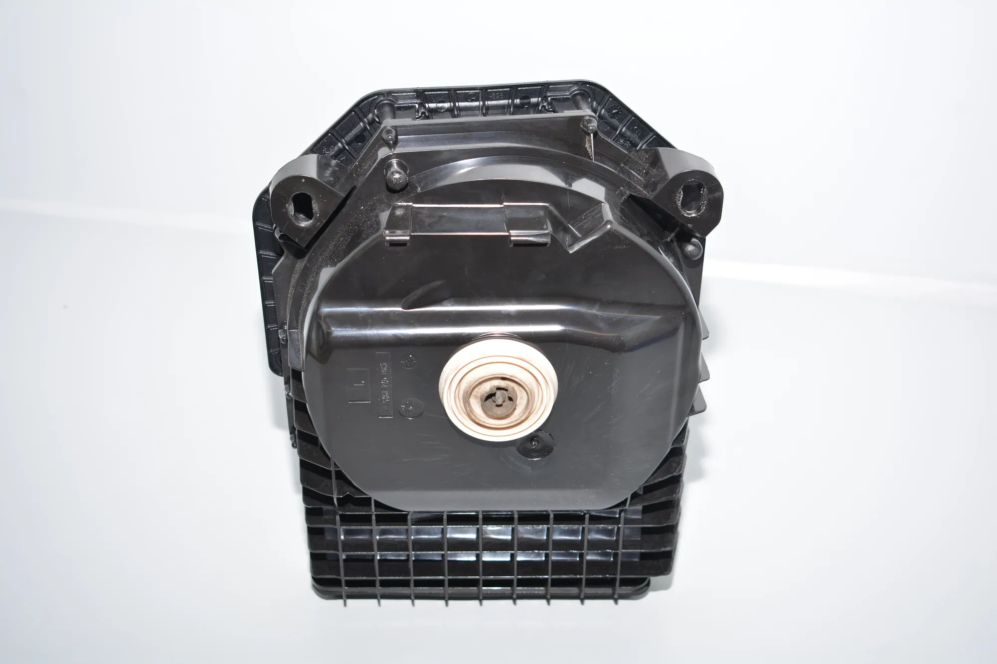 Left Side Floor Subwoofer – OEM 43040741975 · BMW 1 (E81) 118 d 2008 – 2