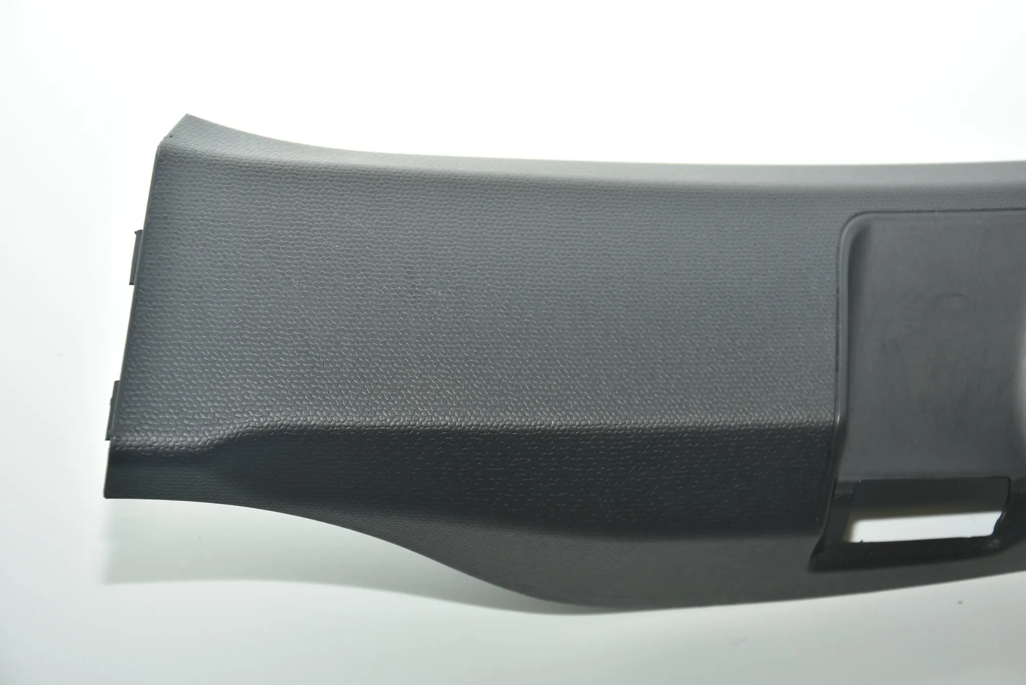 Rear Left Pillar Trim – OEM 7287935 · BMW i3 (I01) Electric 2016 – 5