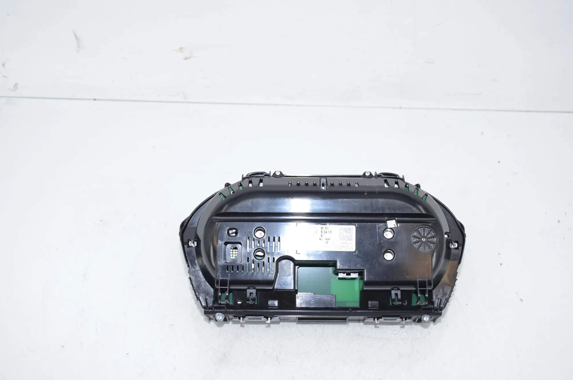 Instrument Cluster Speedometer – OEM 9840915 · BMW X1 (F48) sDrive 18 d 2019 – 4