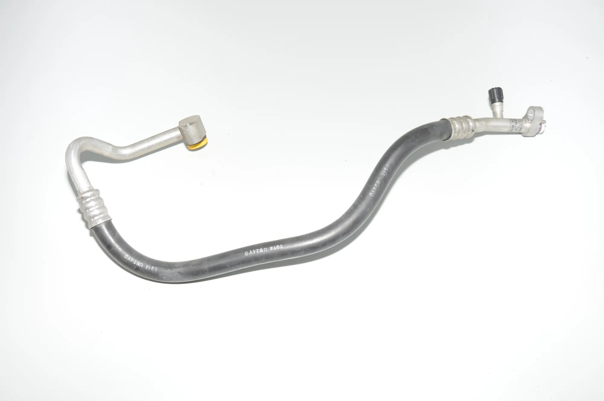 A/C Air Con Hose Pipe – OEM 9212232 · BMW 3 (F30, F80) 320 d Efficient Dynamics 2014 – 2