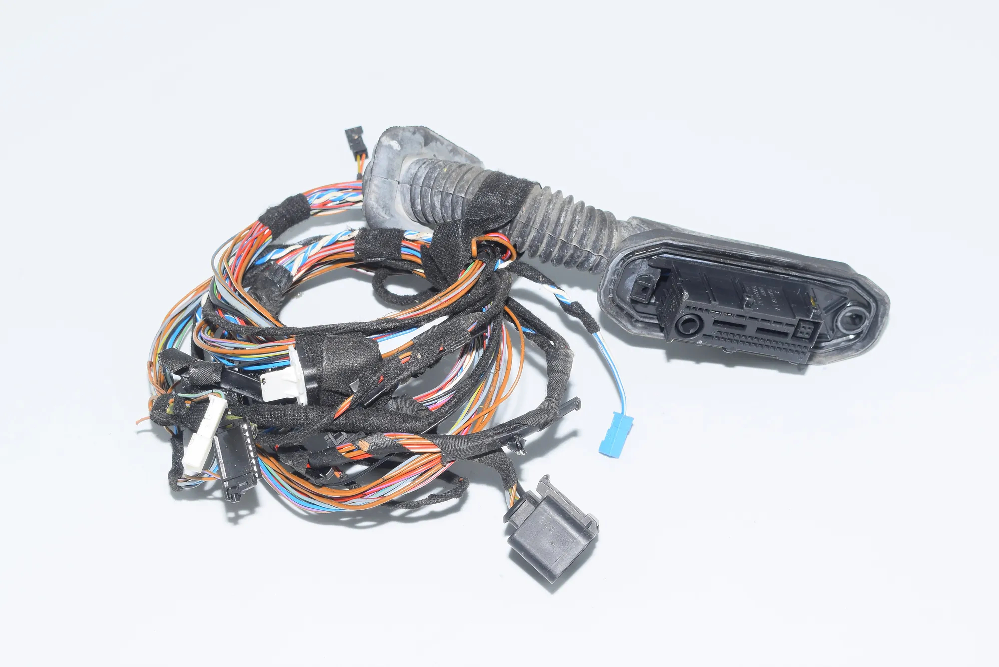 Front Right Door Wiring · BMW X5 (E70) xDrive 30 d 2012