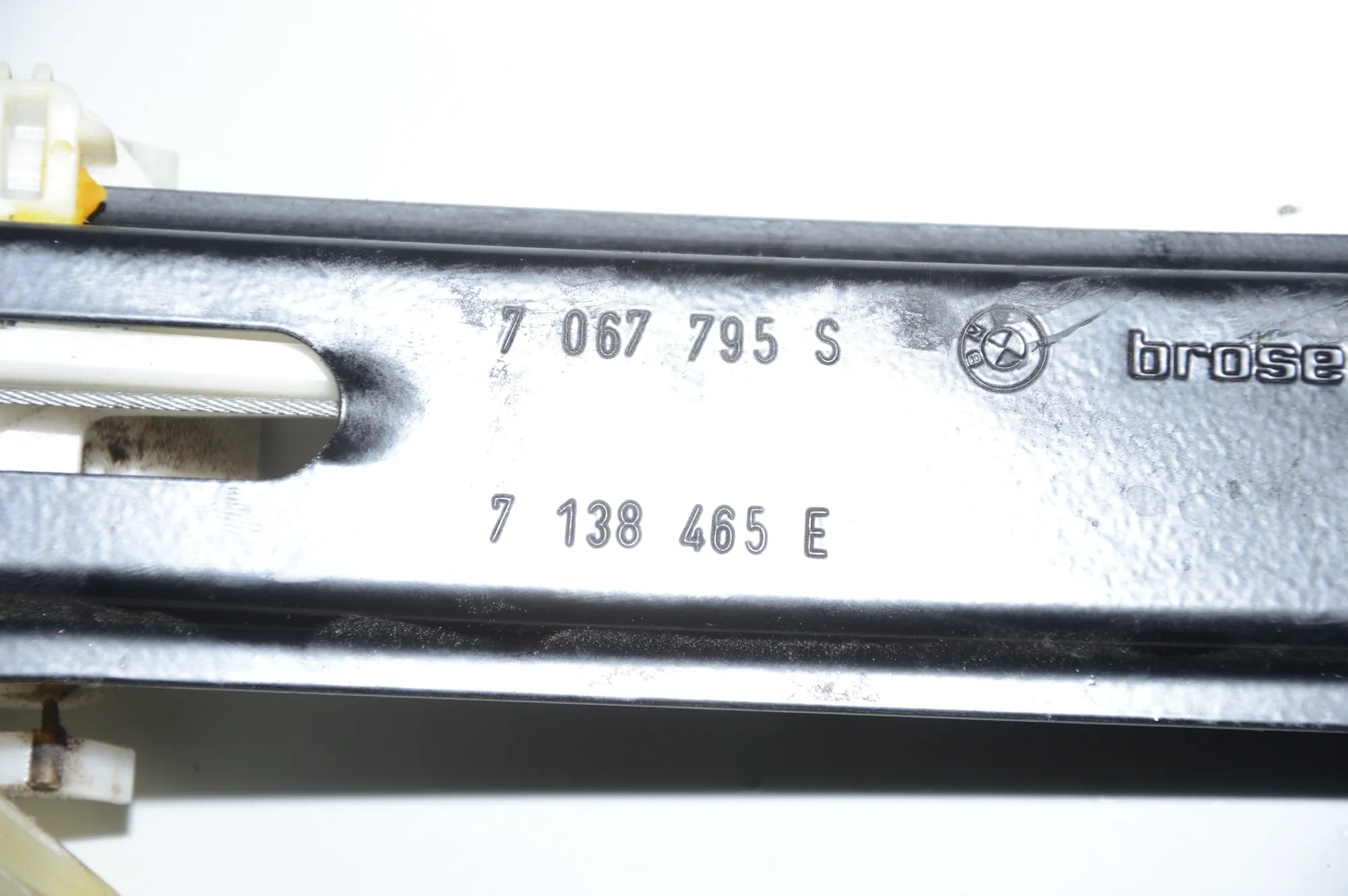 Front Left Door Window Regulator – OEM 7067795 · BMW 1 (E87) 118 d 2007 – 4