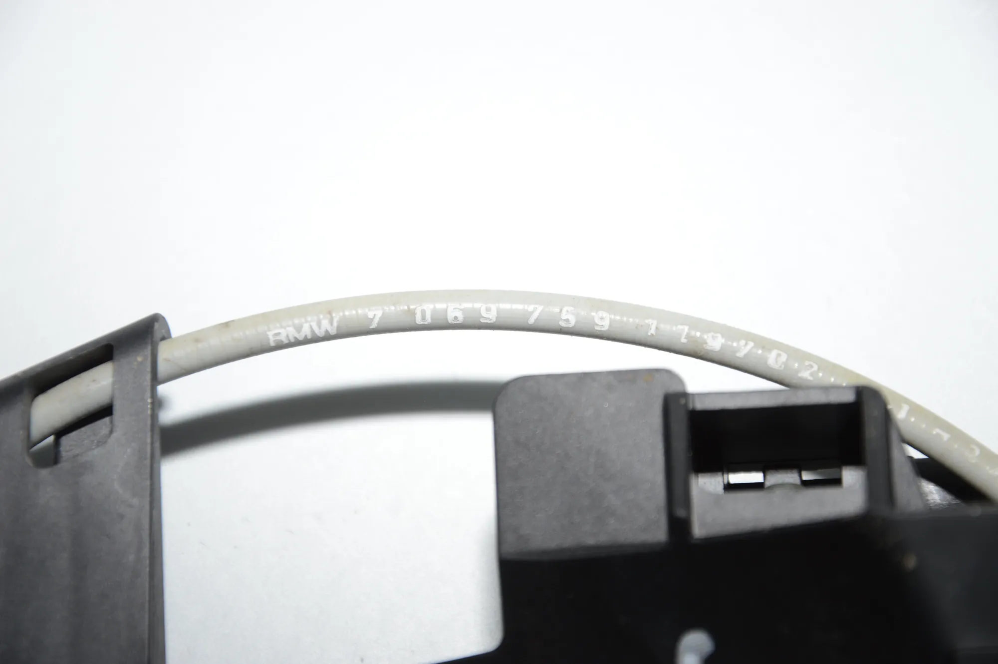 Rear Left Door Interior Handle Frame – OEM 7069759 · BMW 1 (E87) 118 d 2007 – 4