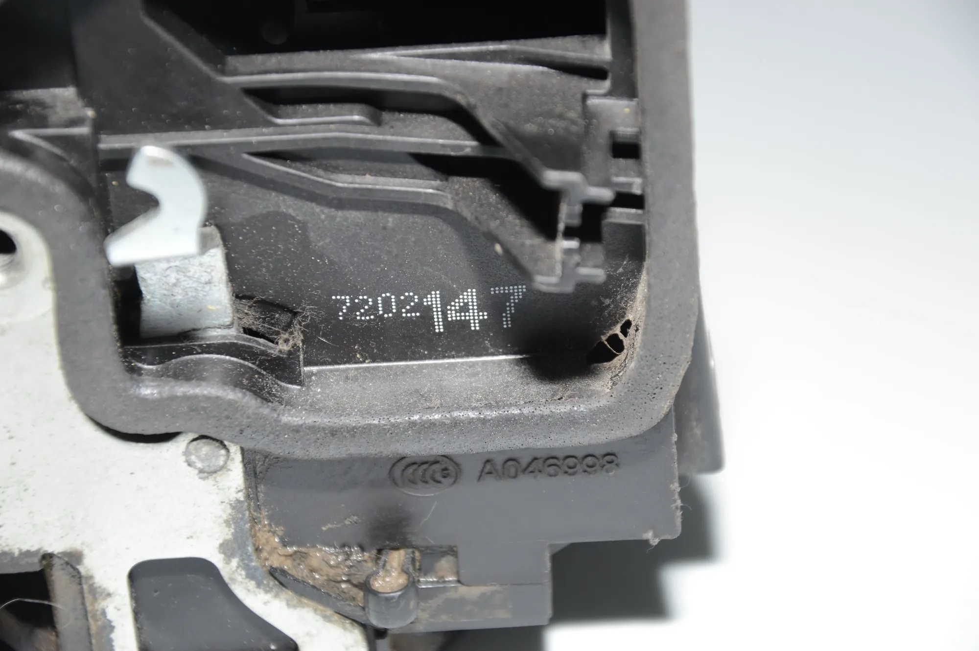Rear Left Door Lock – OEM 7202147 · BMW 1 (E87) 118 d 2007 – 4