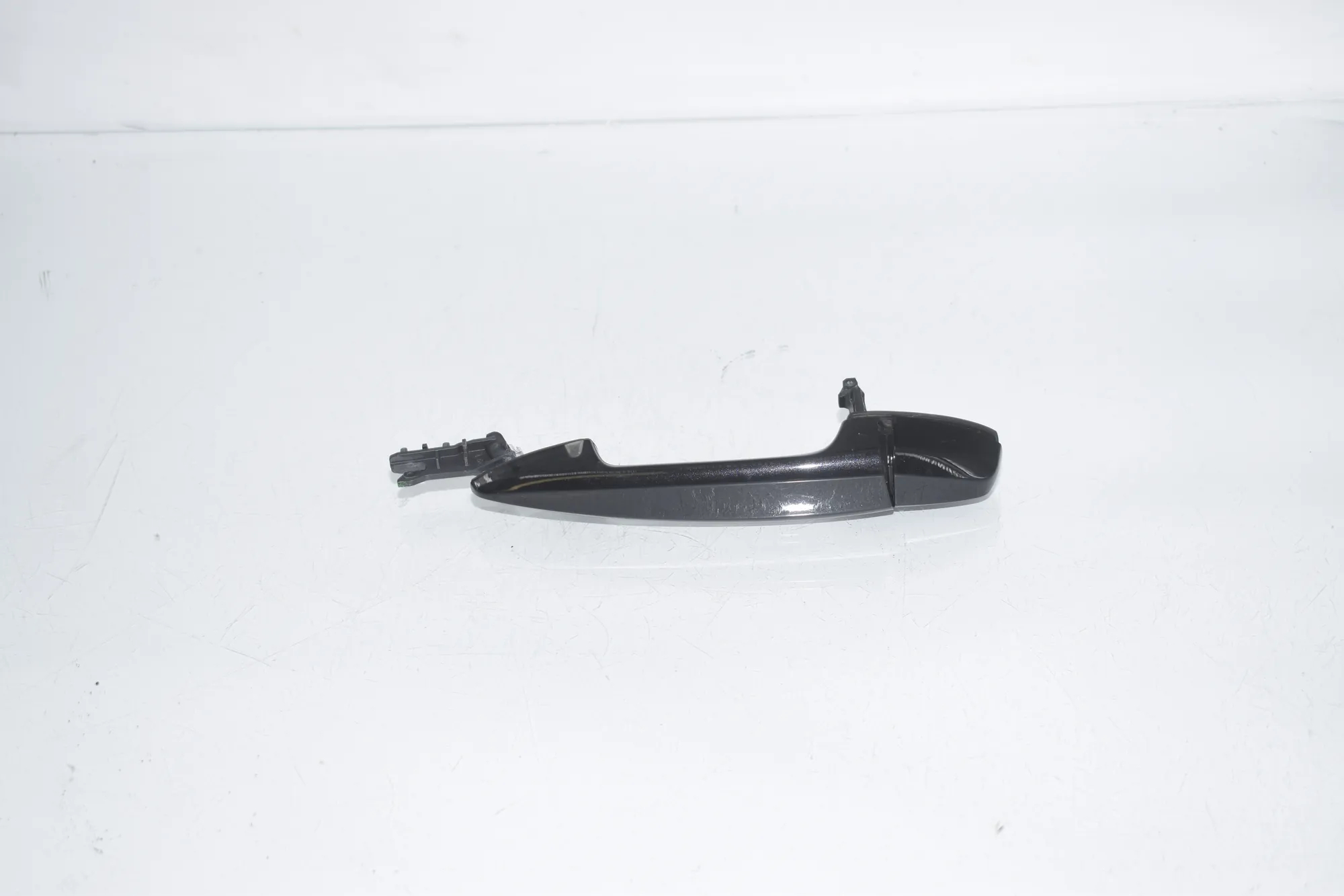 Rear Right Door Exterior Handle – OEM 7396308 · BMW X1 (F48) sDrive 18 d 2019