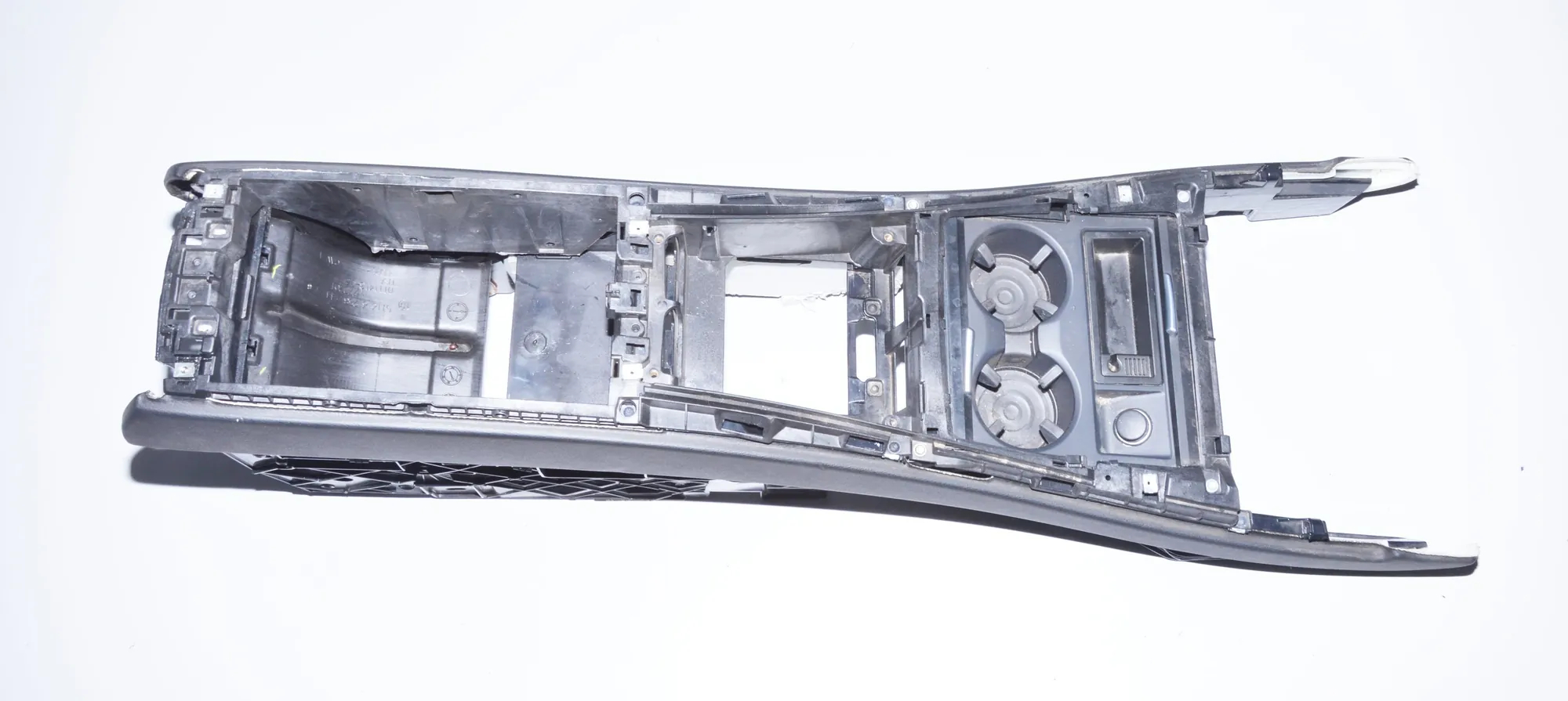 Center Console – OEM 0117821 · BMW X5 (E70) xDrive 30 d 2012 – 4