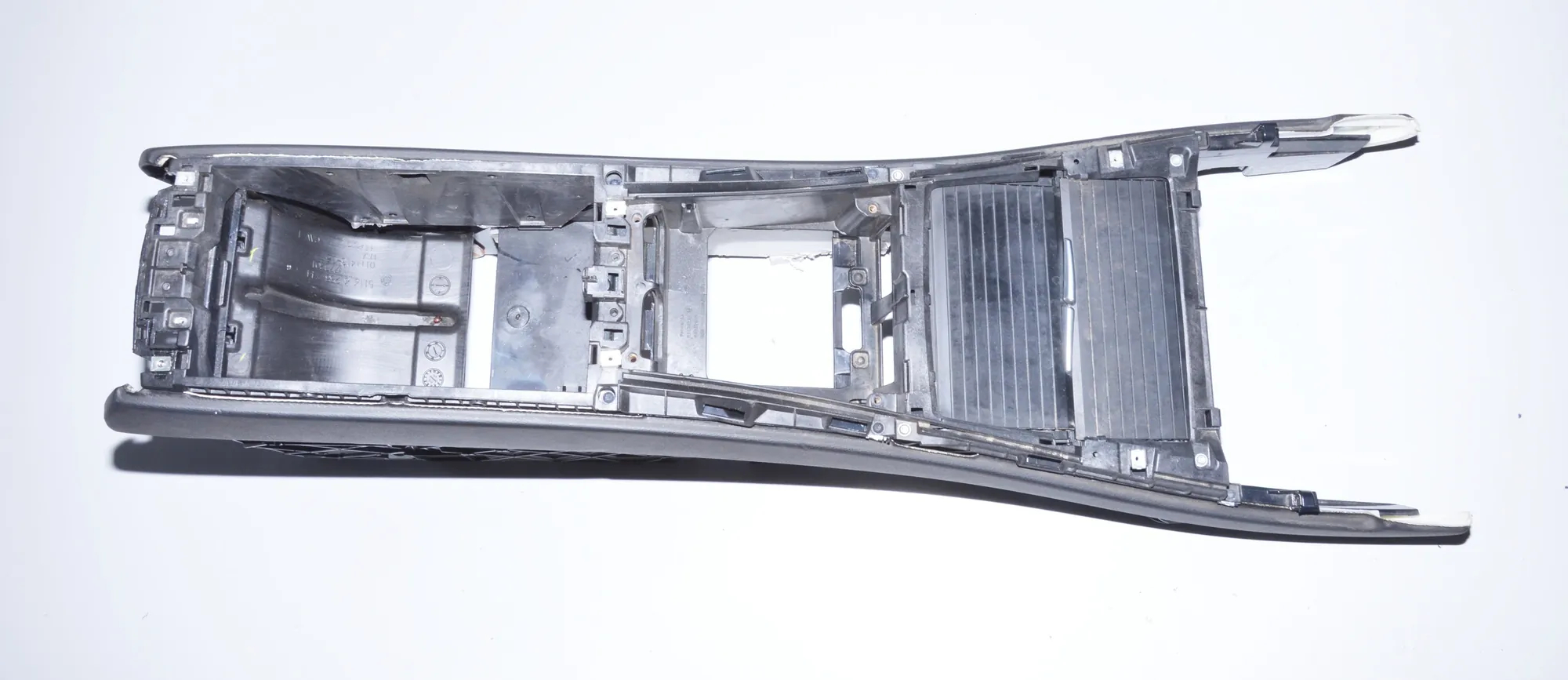 Center Console – OEM 0117821 · BMW X5 (E70) xDrive 30 d 2012