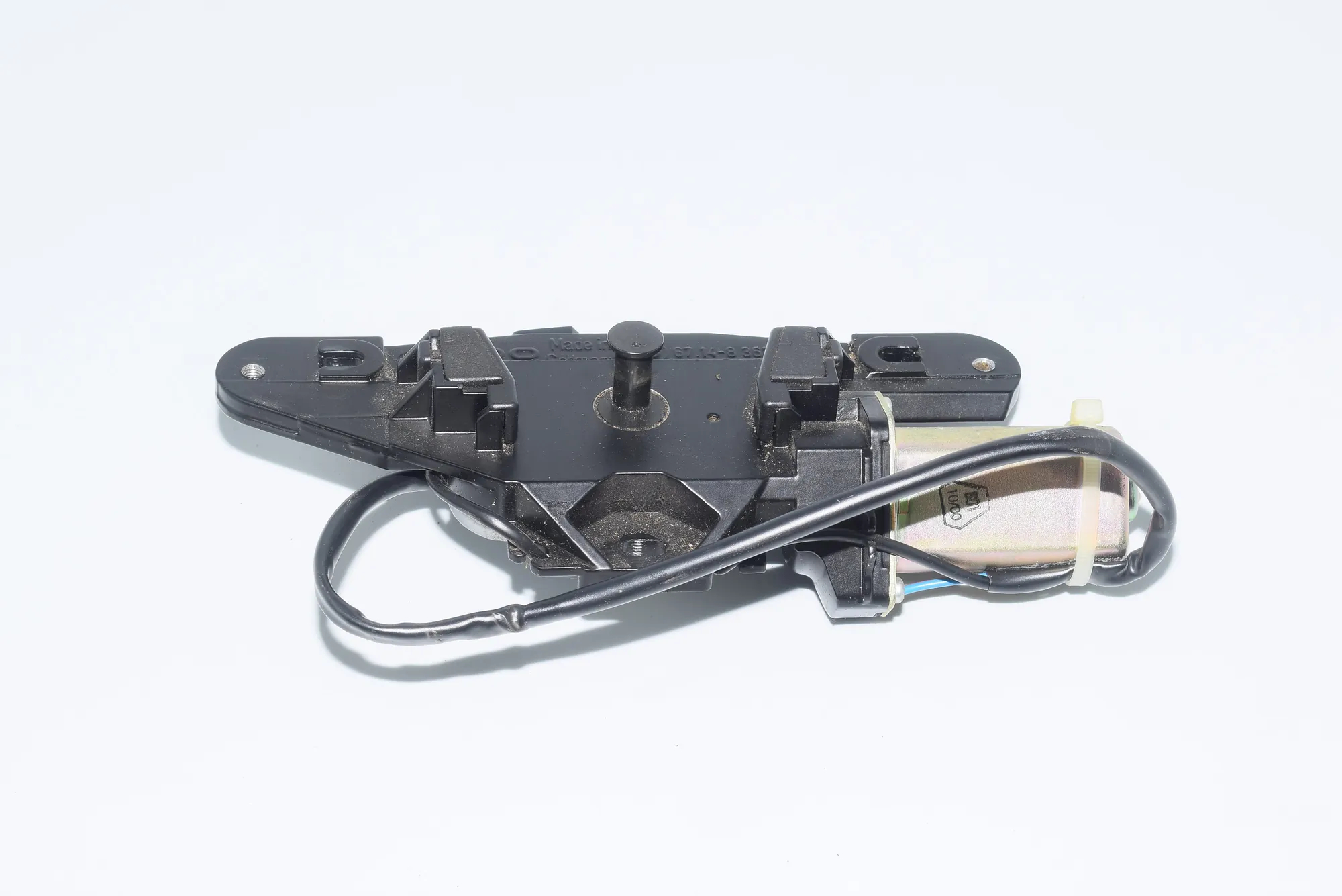 Tailgate Boot Lock – OEM 8362371 · BMW 5 Touring (E39) 530 d 2000 – 3