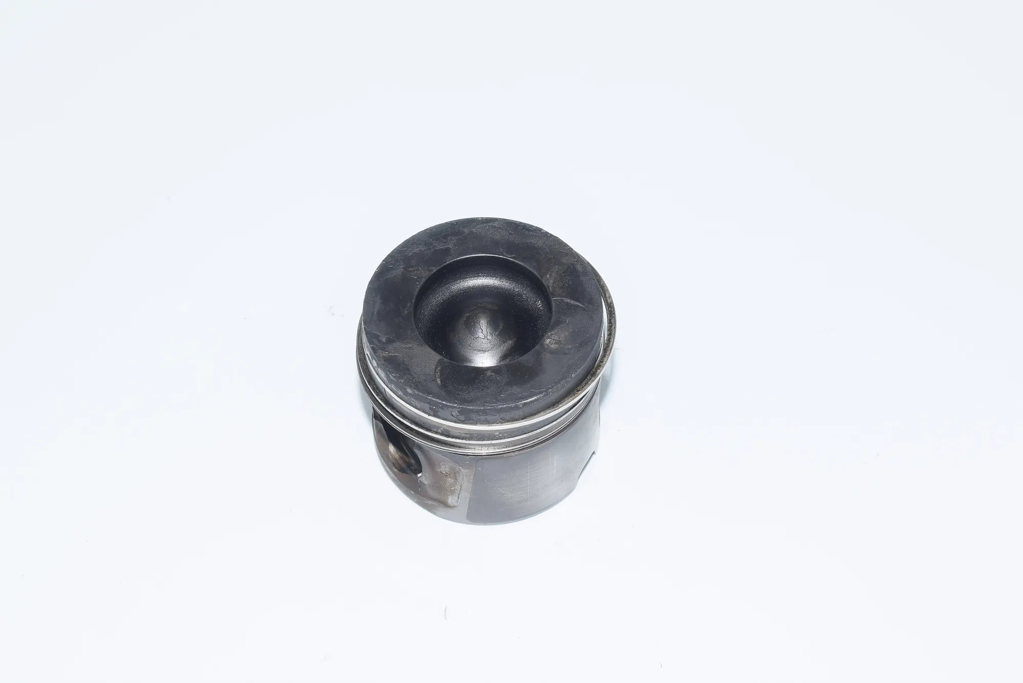 Piston · BMW 3 (E90) BMW 3 (E90) 320 d 2008 – 2