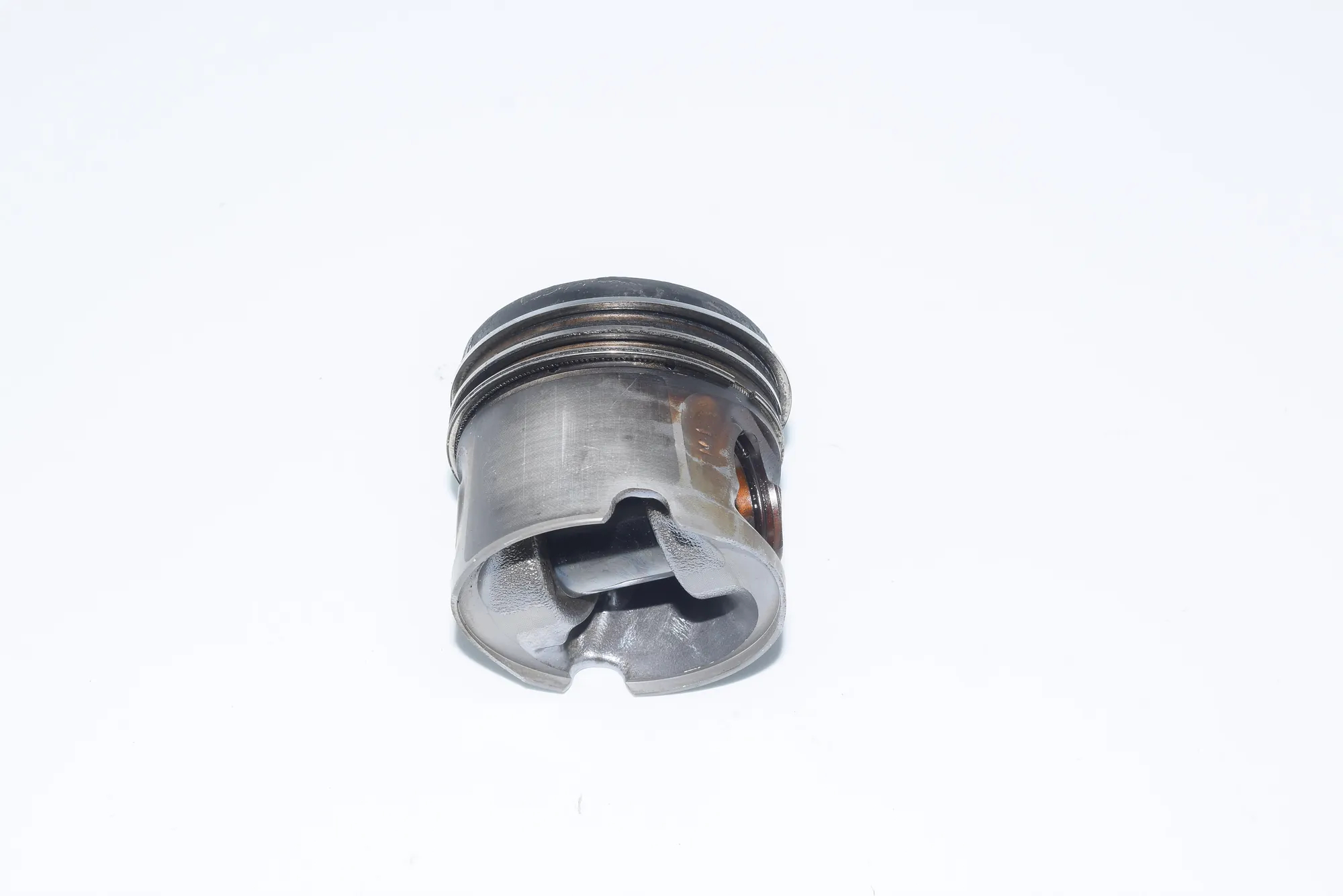 Piston · BMW 3 (E90) BMW 3 (E90) 320 d 2008