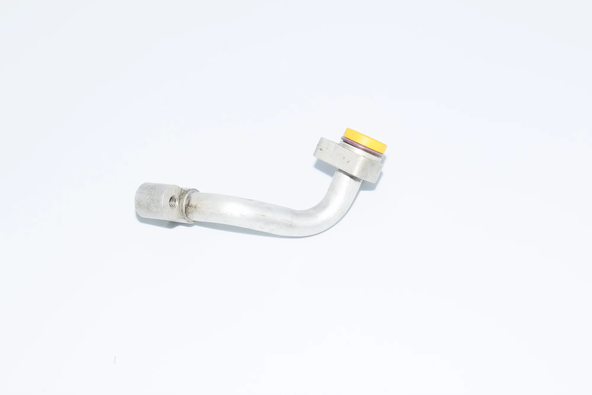 A/C Air Con Hose Pipe – OEM 6914574 · BMW 6 Cabrio (E64) 650 i 2005